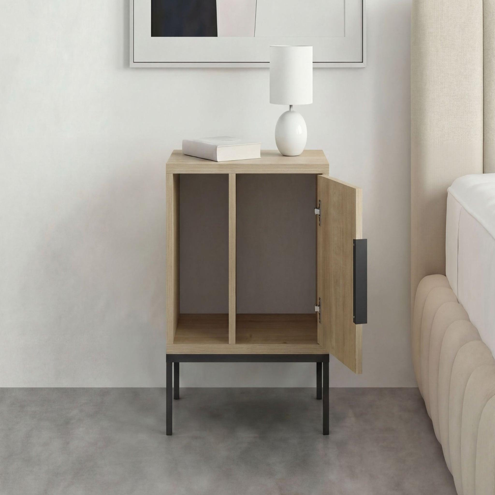 Voir la diapositive 4 : CASANOVA PARIS Marta - table de chevet 45cm en mélamine - chêne clair