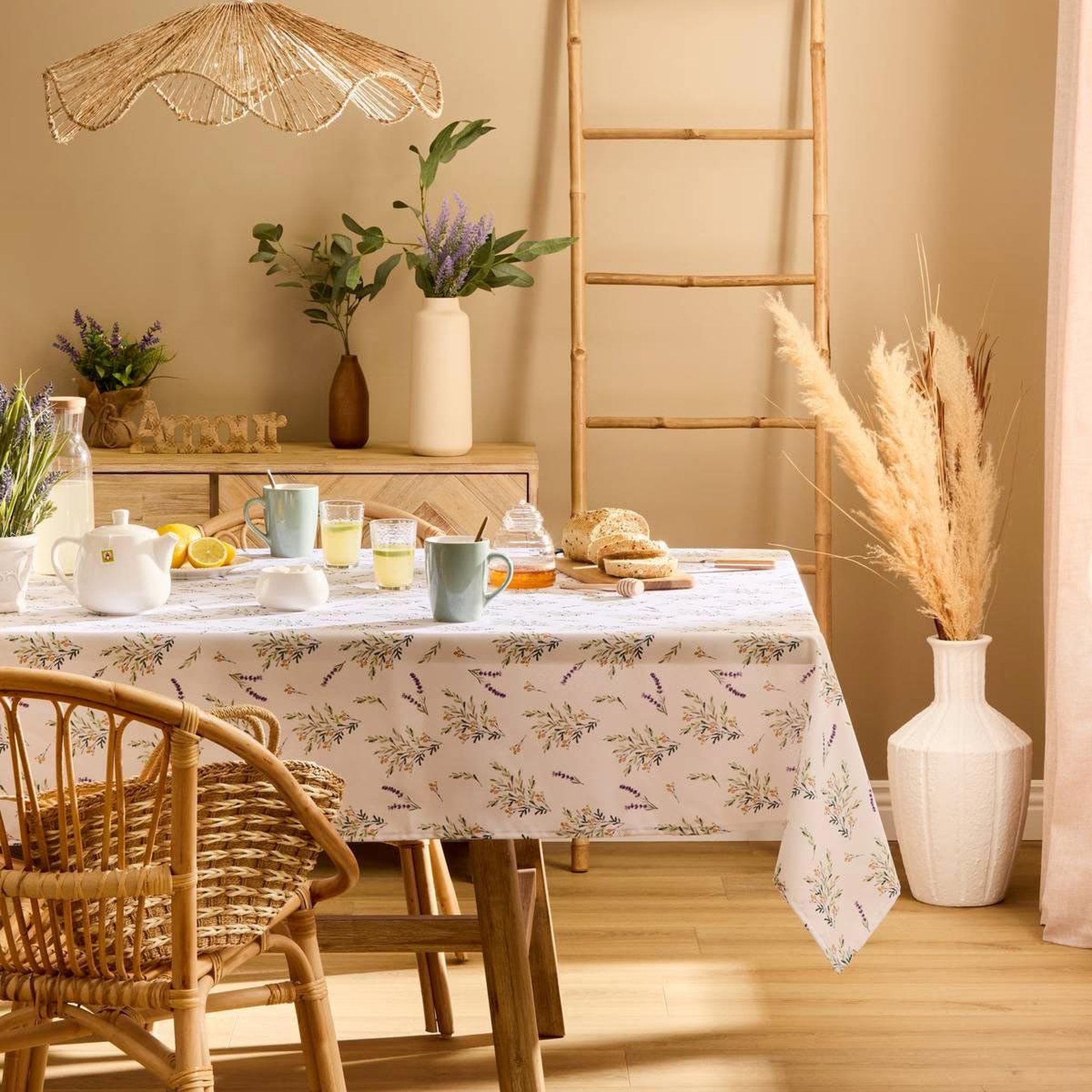 Voir la diapositive 4 : ATMOSPHERA Nappe antitache imprimée  garrigue  140x240cm blanc