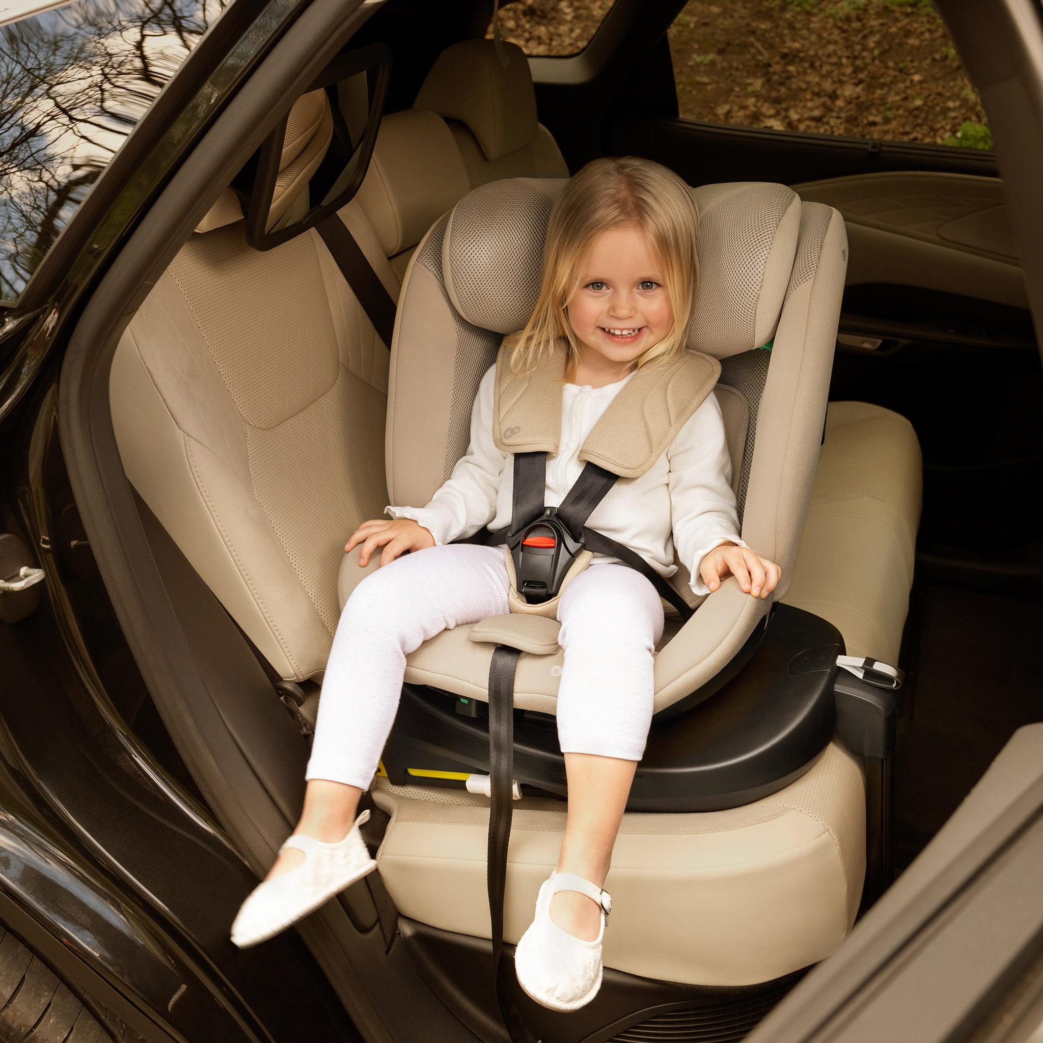 Voir la diapositive 3 : KINDERKRAFT Base isofix pivotante 360° pour siège auto