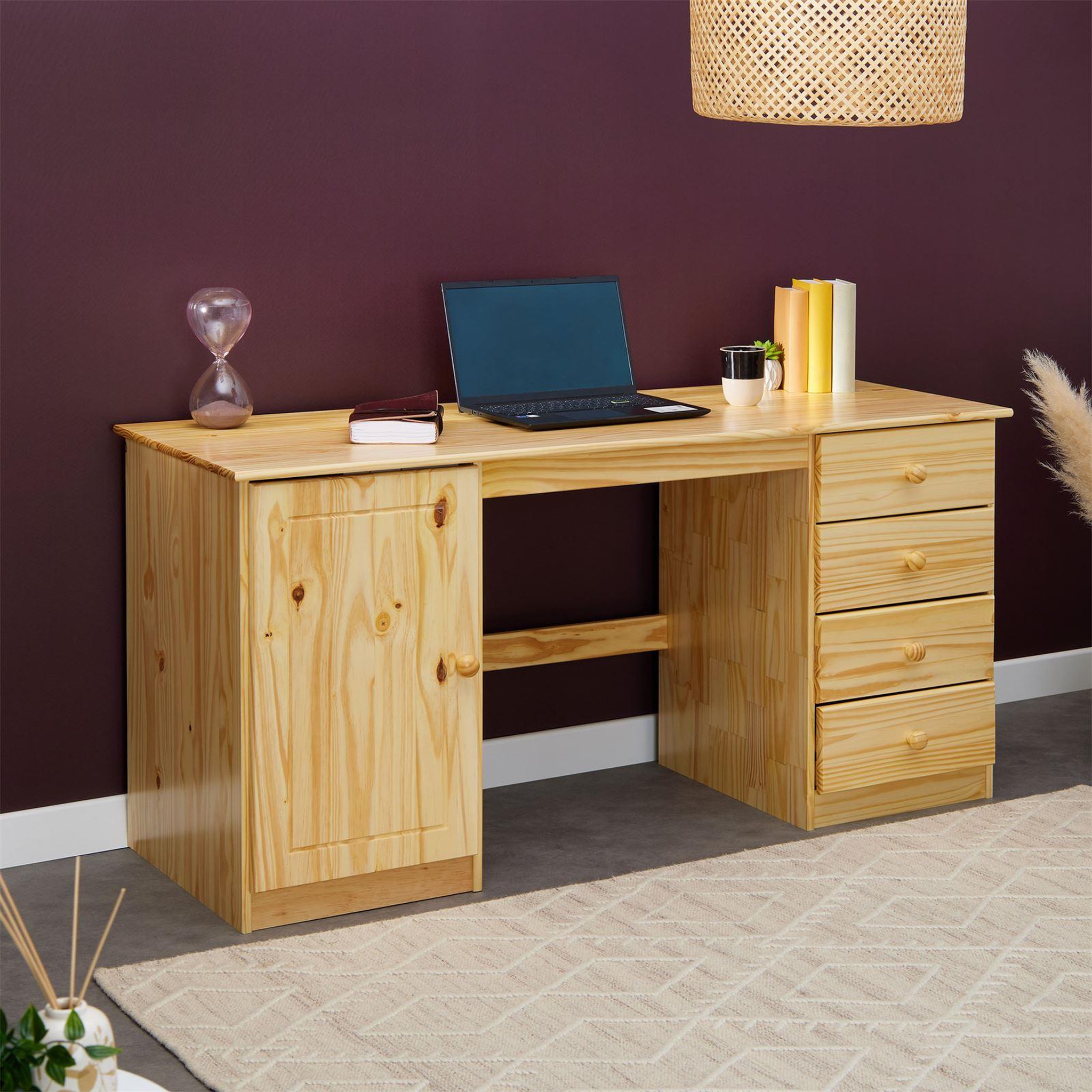 Voir la diapositive 2 : IDIMEX Bureau multi rangements MANAGER avec 4 tiroirs et 1 portes, en pin massif au vernis naturel