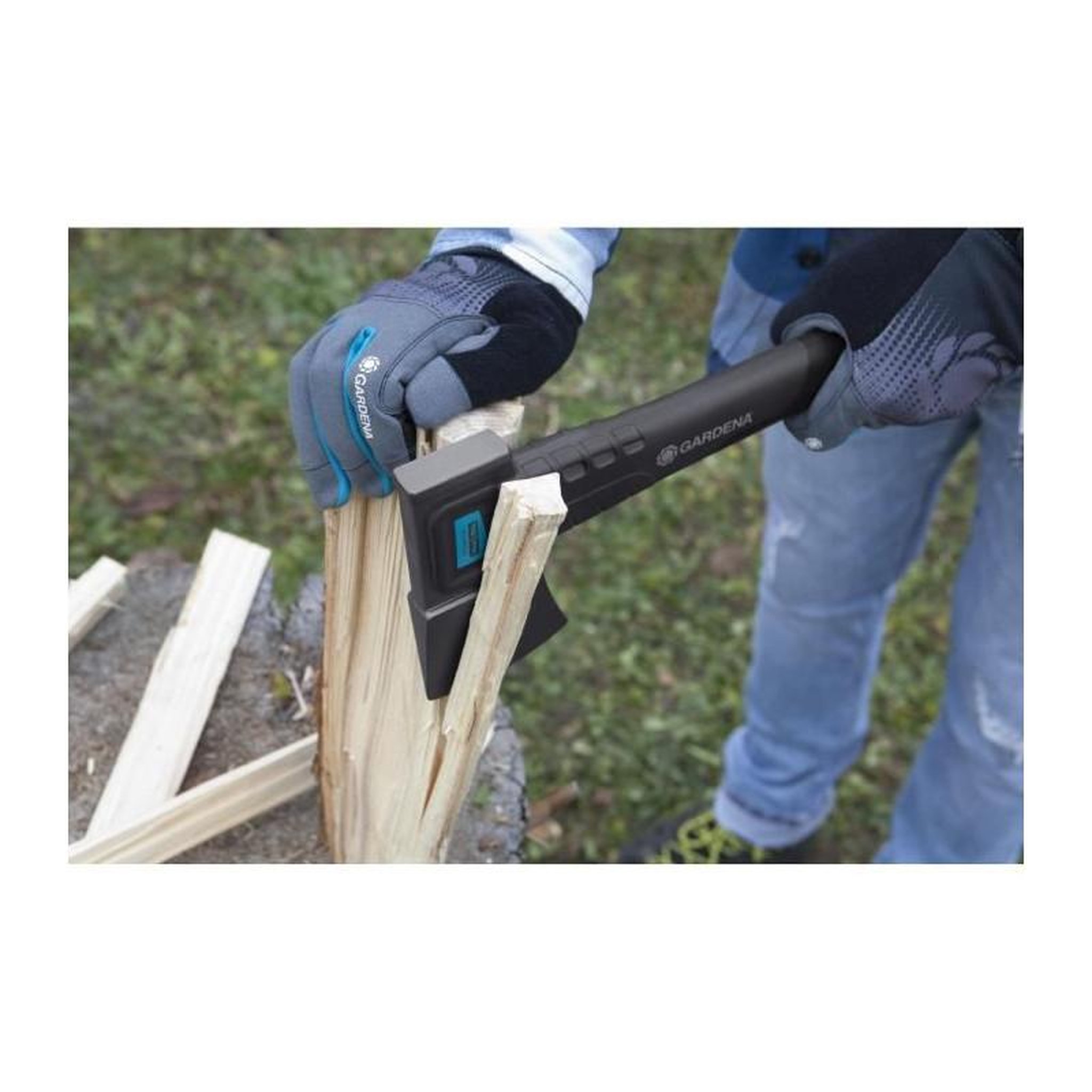 Voir la diapositive 5 : Gardena Hachette universelle 900 B -  manche 34 cm
