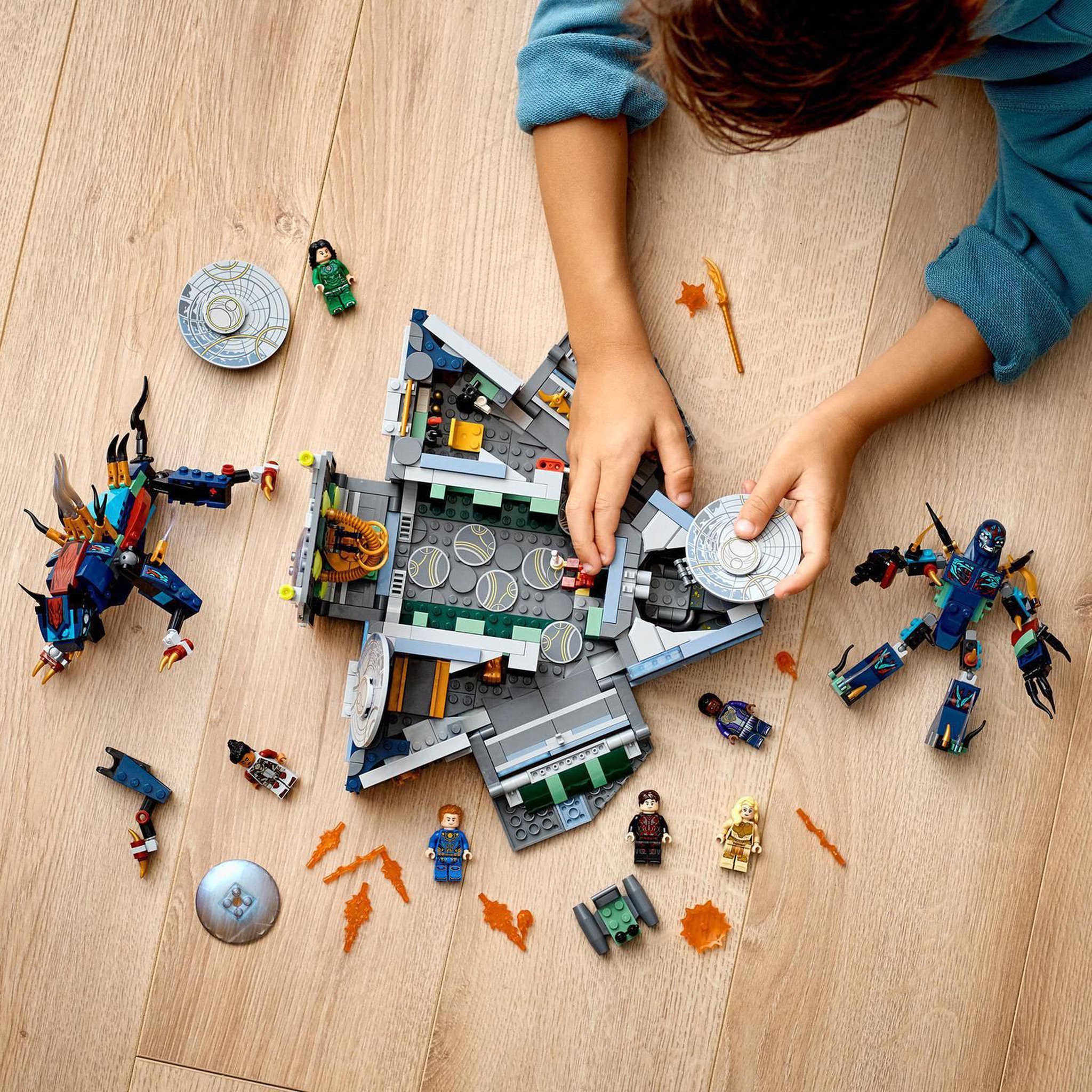 Voir la diapositive 6 : LEGO Marvel 76156 Ensemble L&rsquo;ascension du Domo, Kit de Construction Vaisseau Spatial