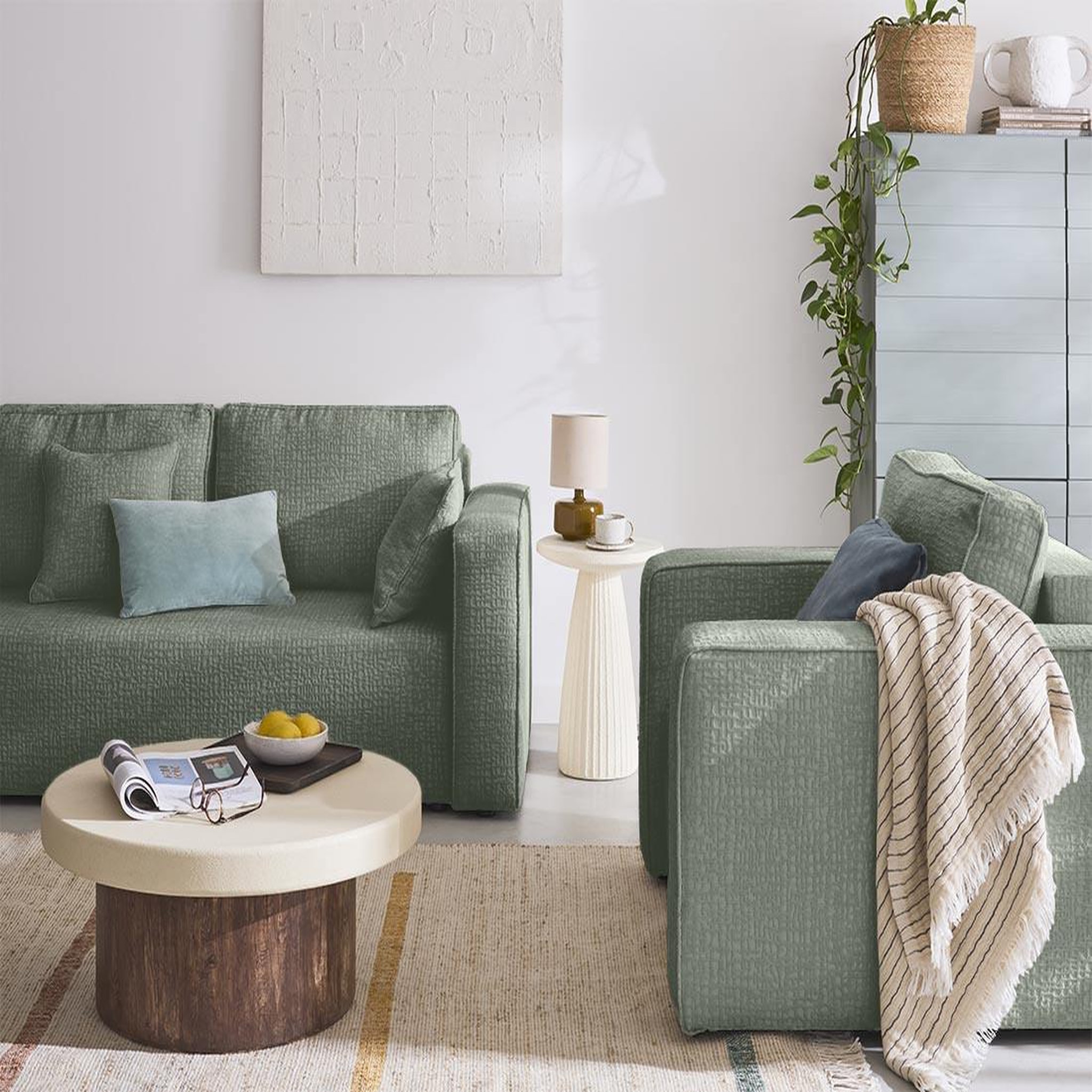 Voir la diapositive 2 : BEST MOBILIER Topaze - canapé droit 2 places - en tissu velours relief