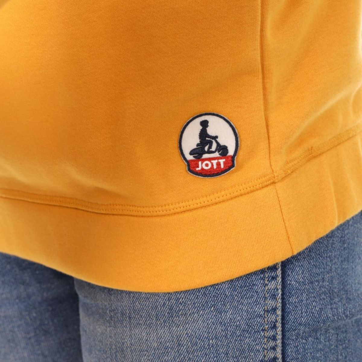 JUSTOVERTHETOPJOTT Sweat jaune Femme Jott Reign