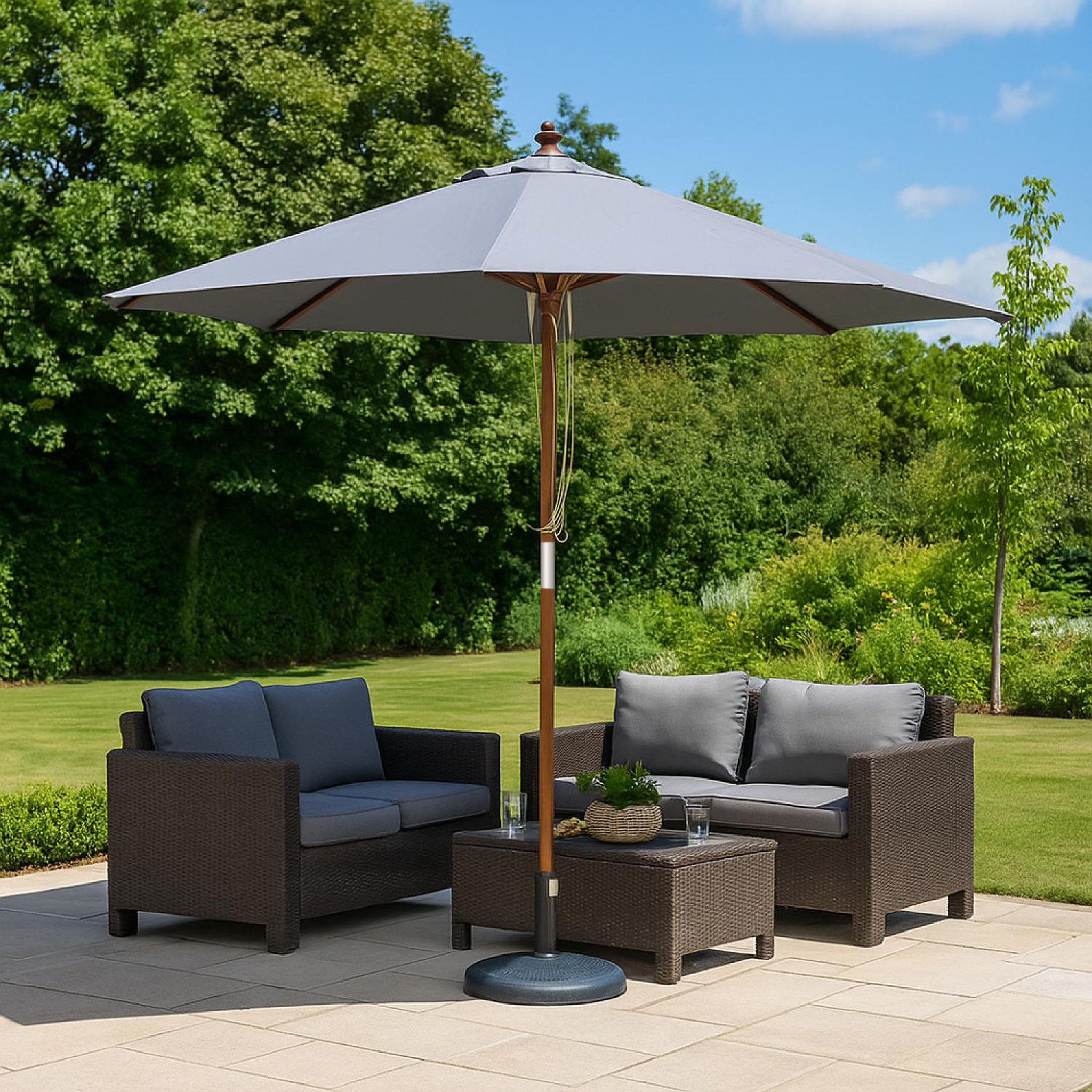 Voir la diapositive 4 : CONCEPT USINE Parasol gris rond 266 x 266 m napoli