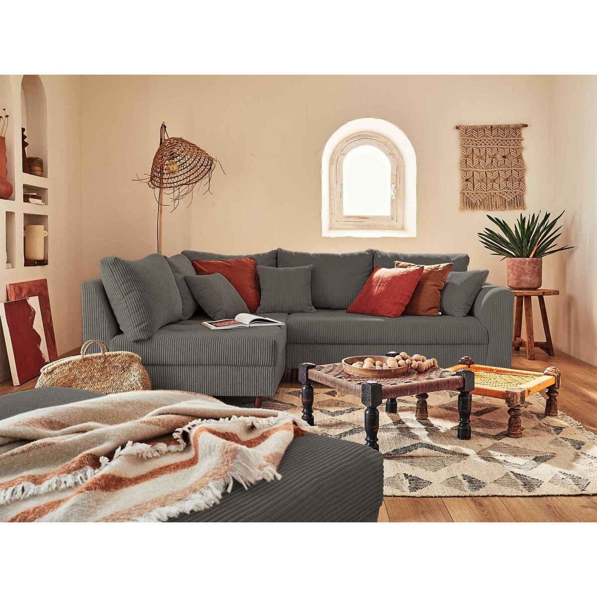 LISA DESIGN Rune - canapé d'angle gauche - 4 places - avec pouf d'appoint - en velours côtelé