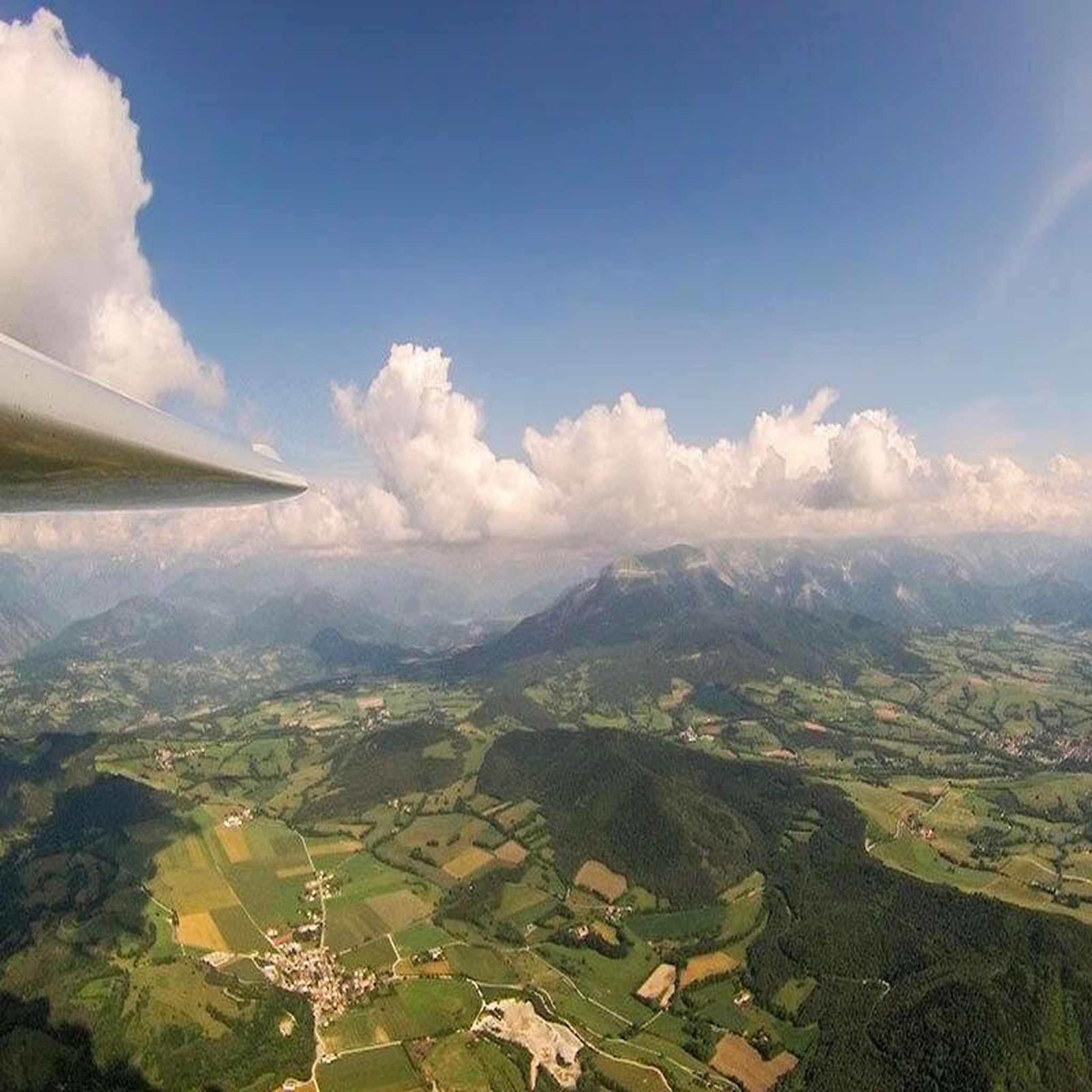 Voir la diapositive 3 : Smartbox Vol en planeur de 50 min à grenoble - coffret cadeau sport & aventure
