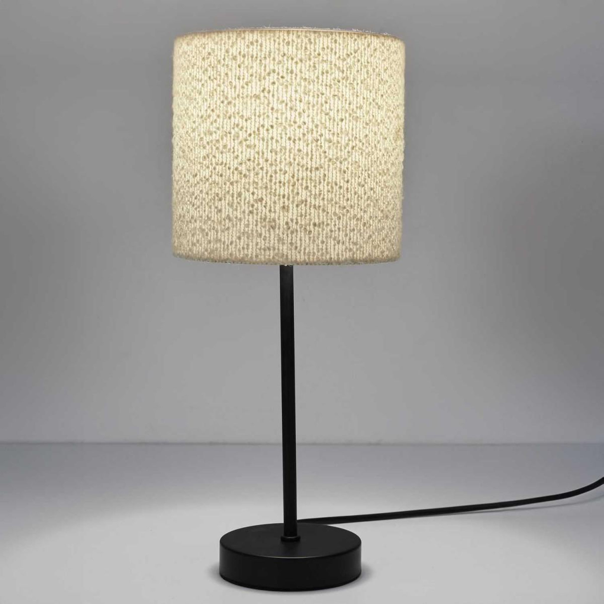 Voir la diapositive 3 : The Home Deco Factory Lampe à poser en tissu  bouclette  38cm naturel