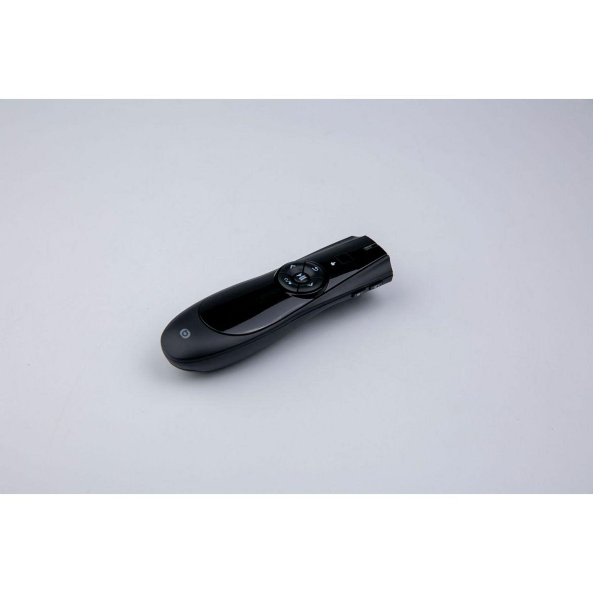 ESSENTIEL B Pointeur laser Présenteur 2023