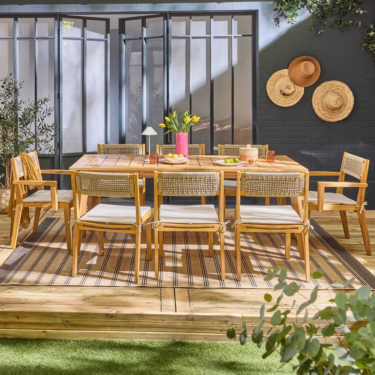 SWEEEK Table de jardin bois d'acacia 2 fauteuils 6 chaises PALENA et GALENA 275 x 100 x 75 cm naturel et beige