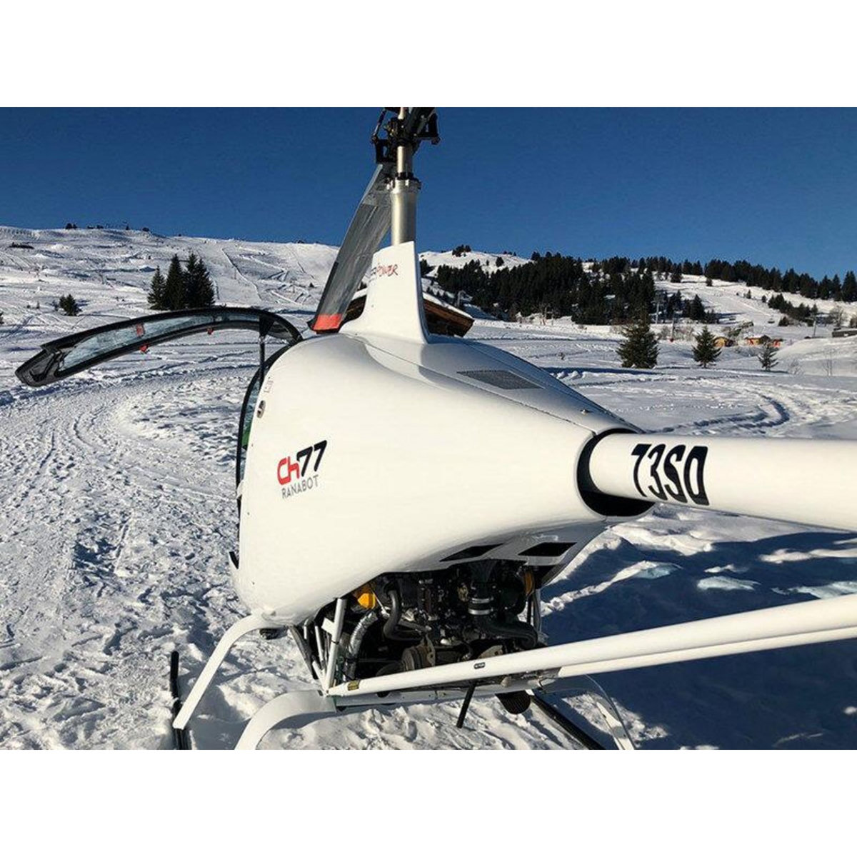 Smartbox Vol en hélicoptère de 30 min au-dessus des Saisies - Coffret Cadeau Sport & Aventure