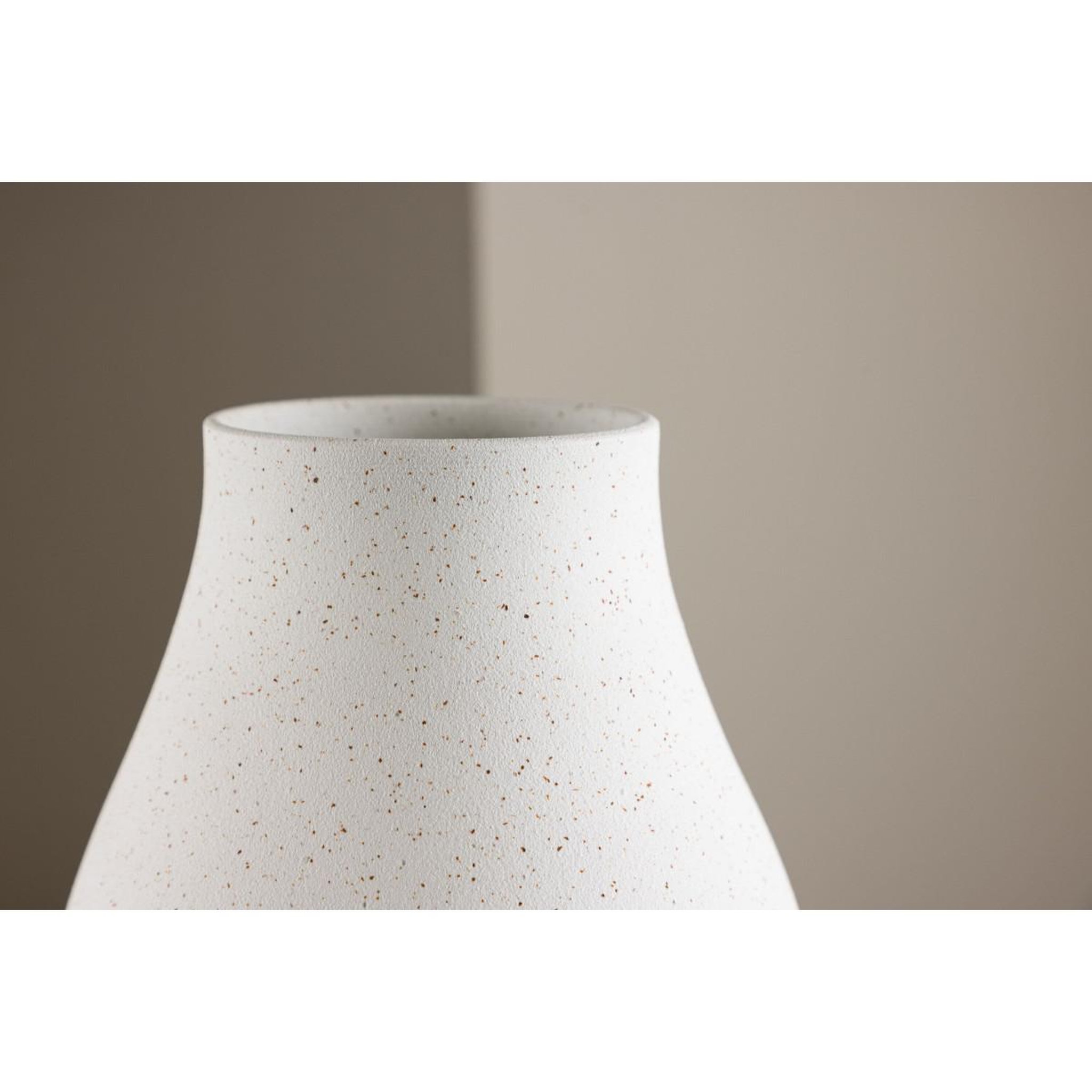 Voir la diapositive 3 : Paris Prix Vase design  rellis  24cm blanc