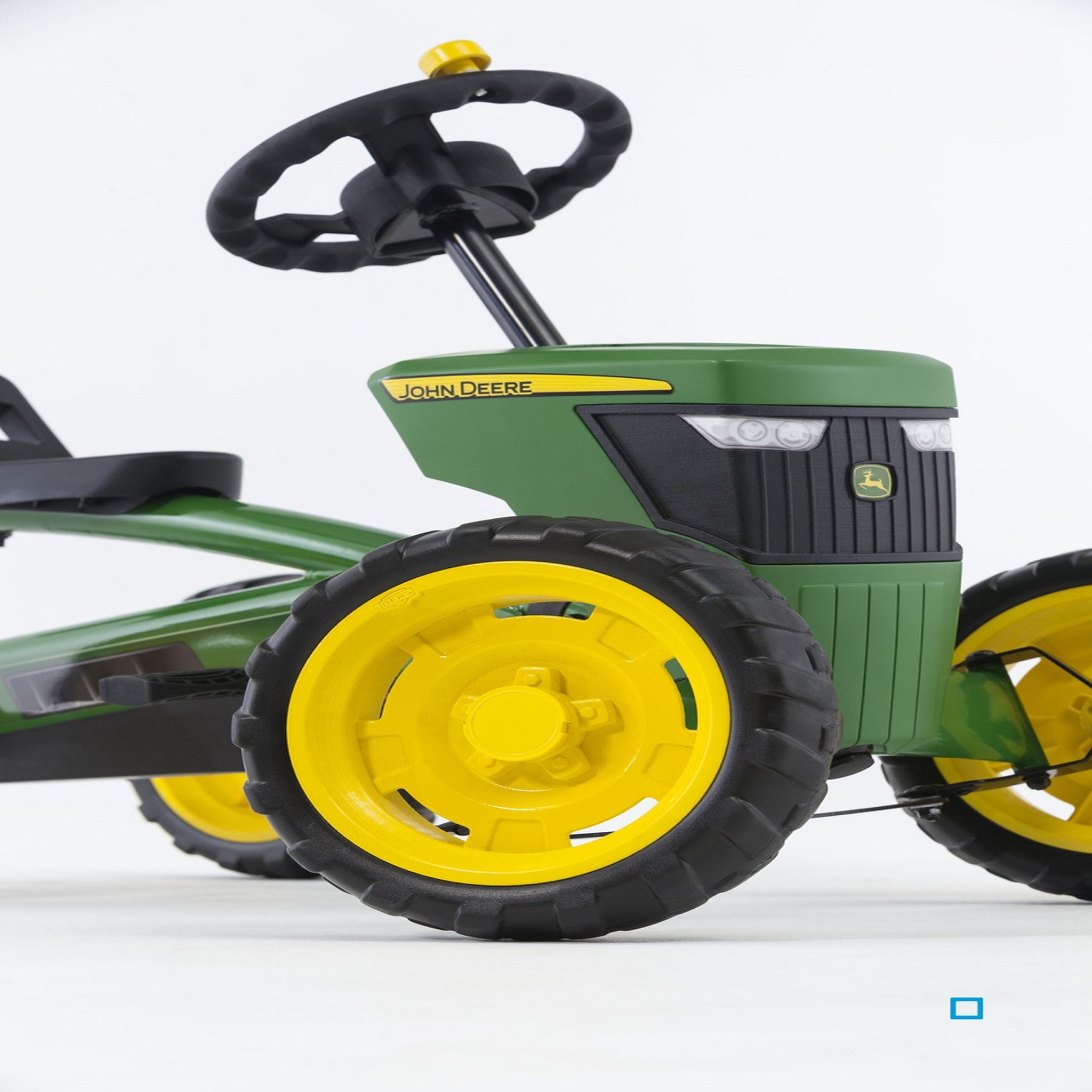 Voir la diapositive 4 : BERG Kart Buzzy John Deere