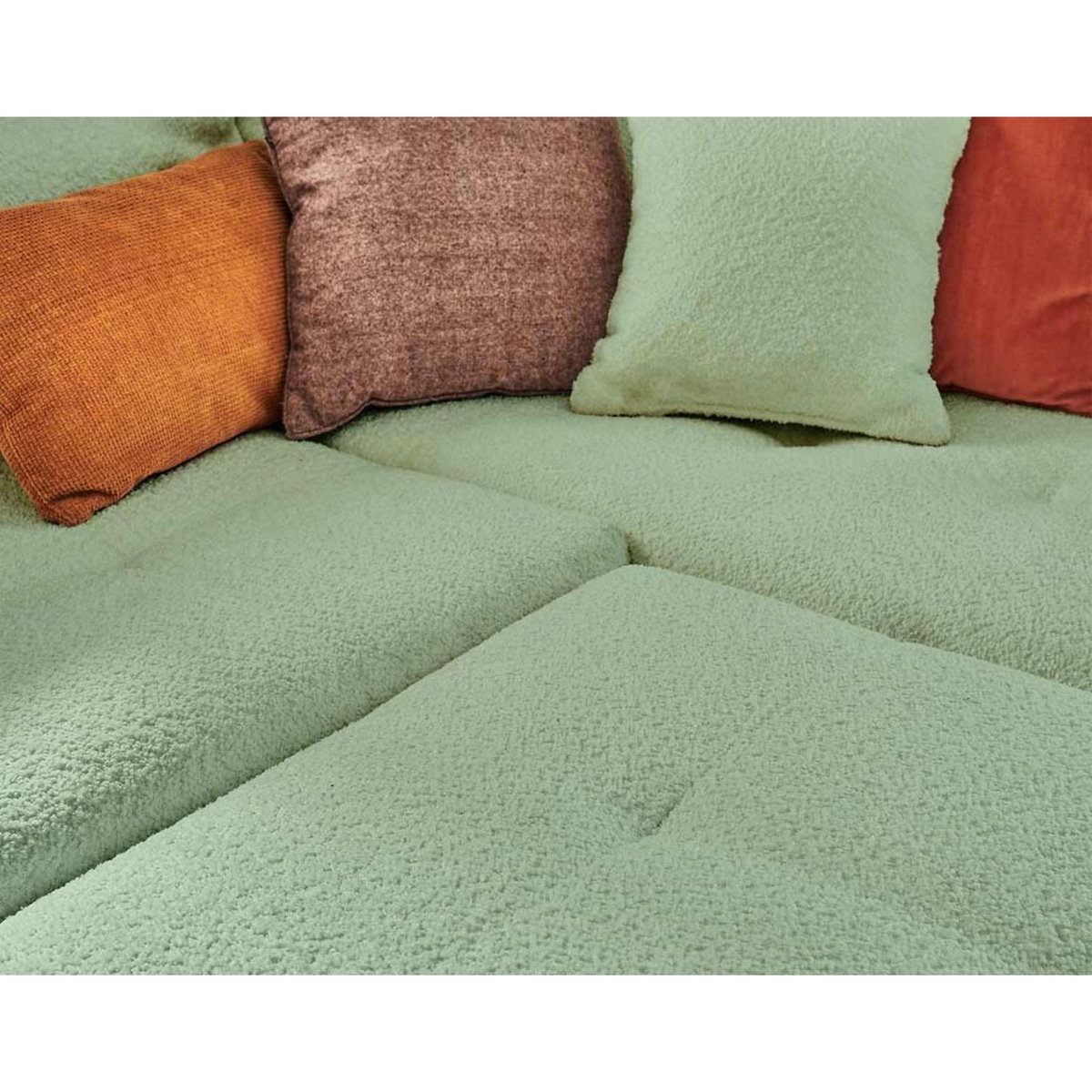 LISA DESIGN Rune - canapé d'angle droit - 4 places - avec pouf d'appoint - en tissu bouclette