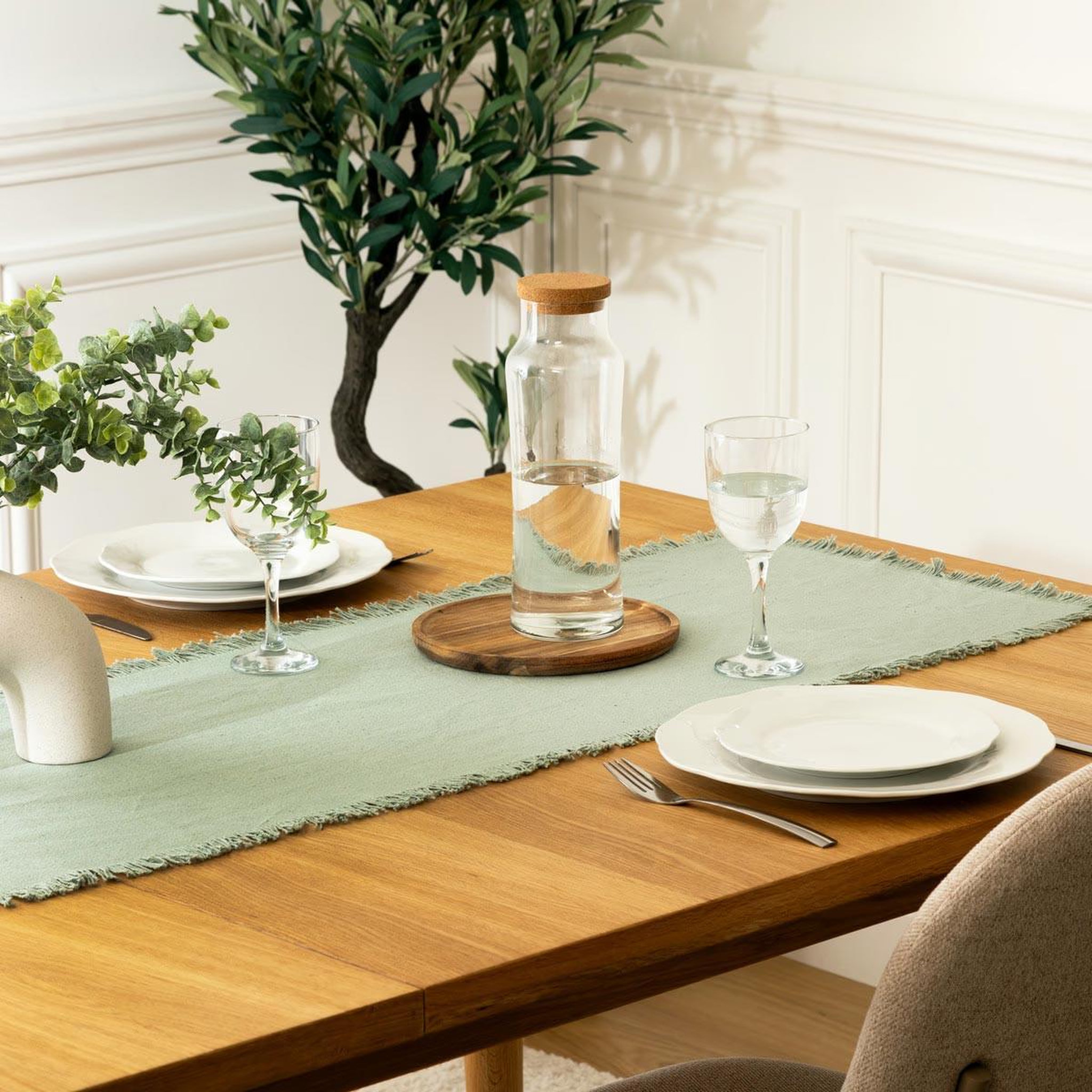 Voir la diapositive 3 : SECRET DE GOURMET Chemin de table  maha  38x140cm menthe
