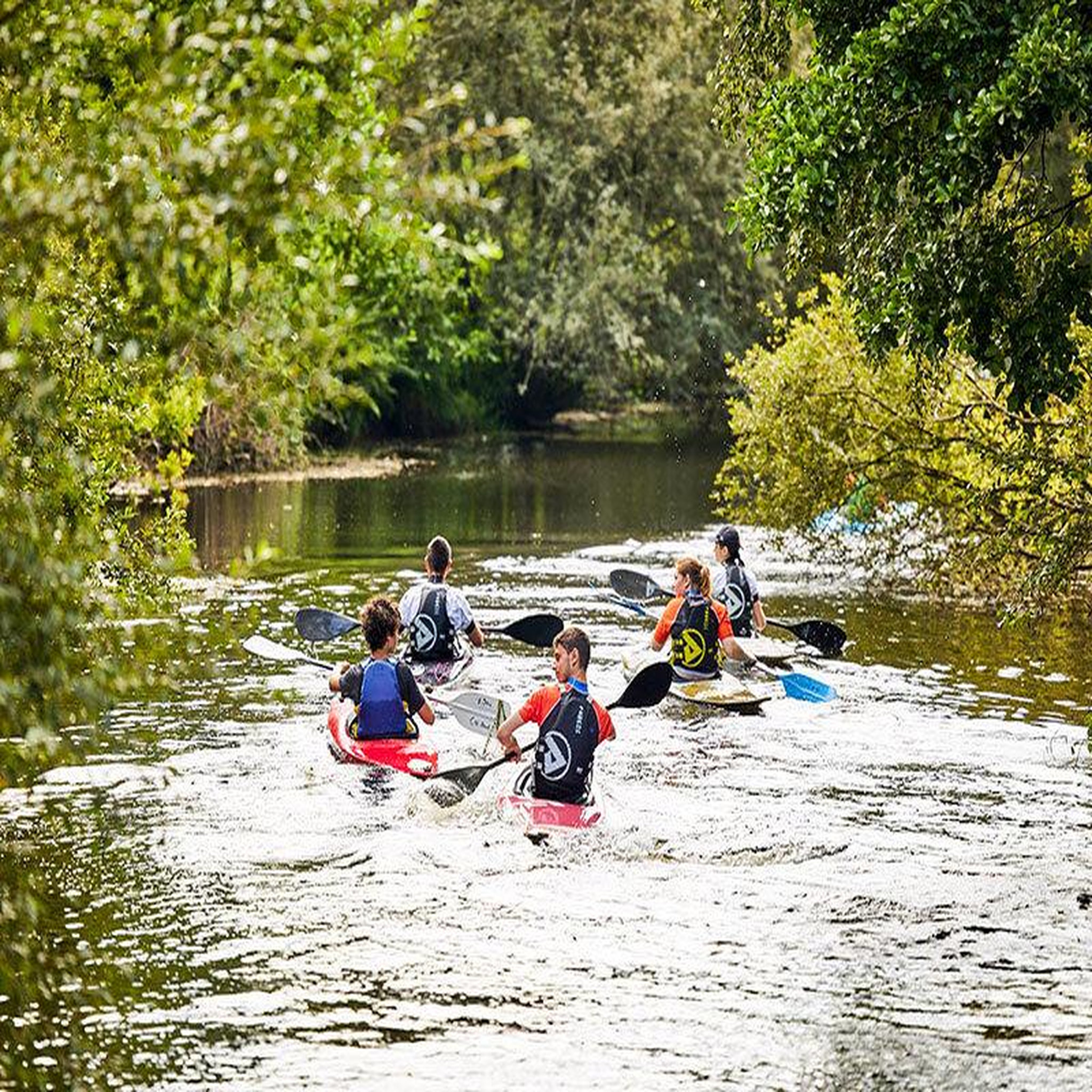 Voir la diapositive 2 : Smartbox Balade en vélo et excursion en canoë ou en kayak pour 2 près de lorient - coffret cadeau sport & aventure