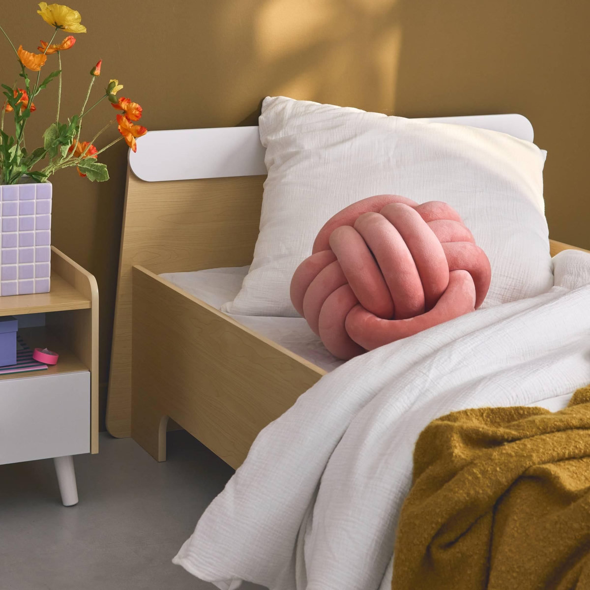 SWEEEK Lit enfant 90 x 190cm effet bois. couleur blanc et bois