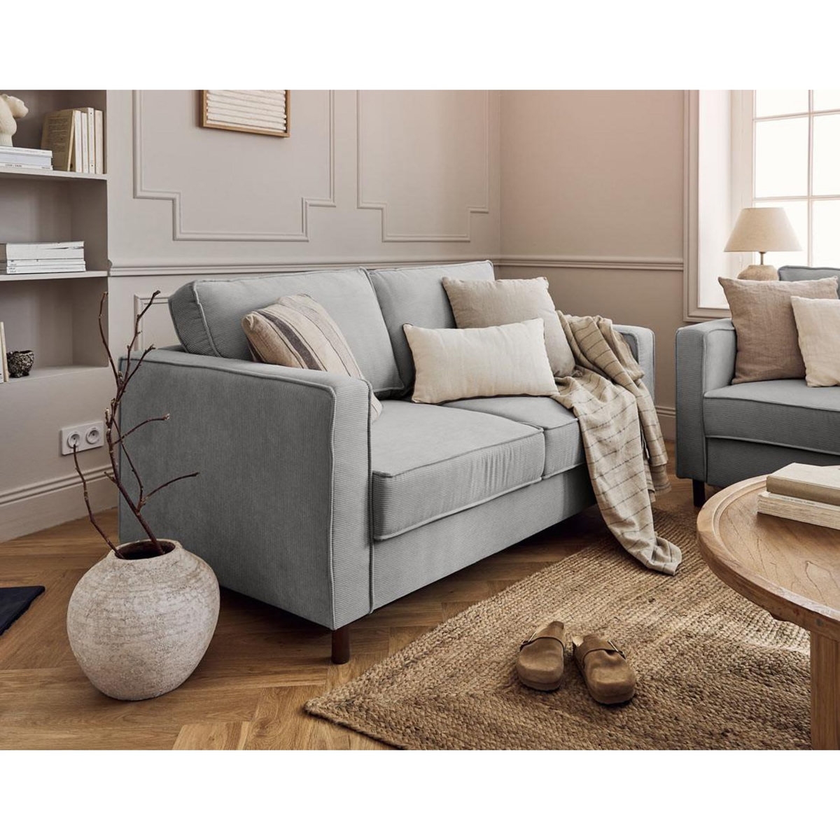 LISA DESIGN Jake - canapé 2 places en velours côtelé - pieds bois foncé