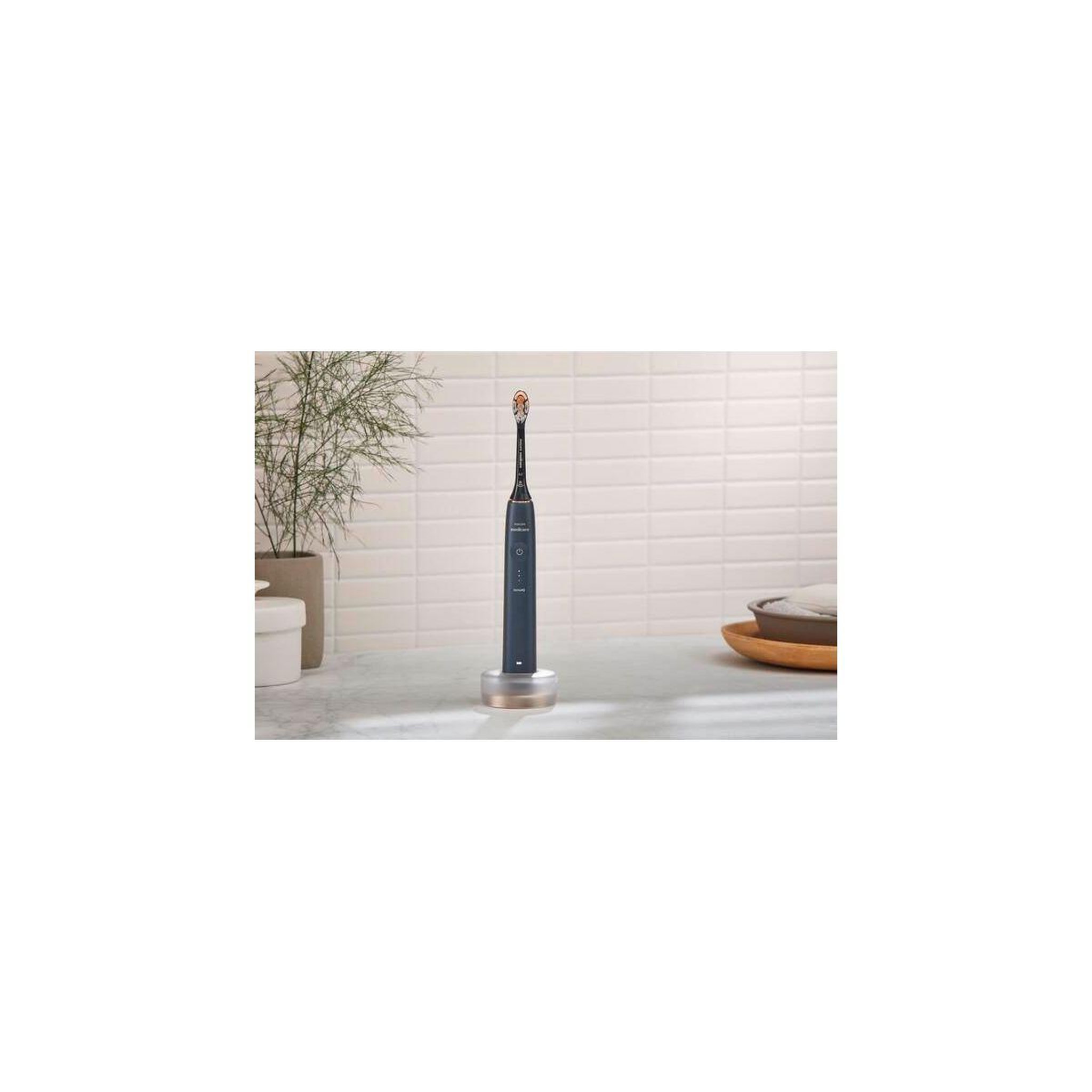 Voir la diapositive 5 : Philips Brosse à dents électrique Sonicare Diamondclean Prestige 9900 HX9992/11
