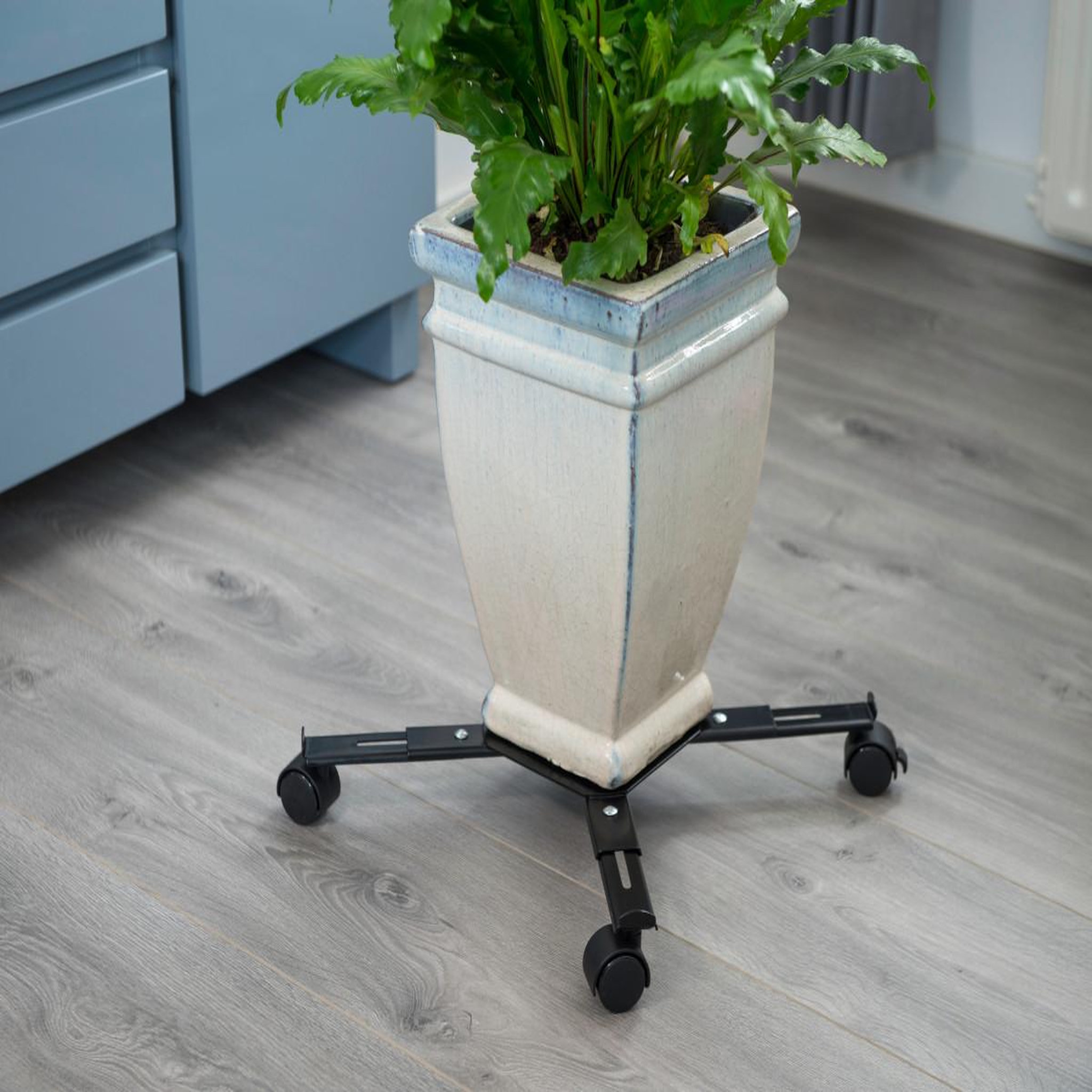 Voir la diapositive 6 : NATURE Support roulant extensible - métal époxy coloris noir mat, 4 branches, charge maxi 100 kg, 4 roulettes - 34/51 x 34/51 cm - Nature