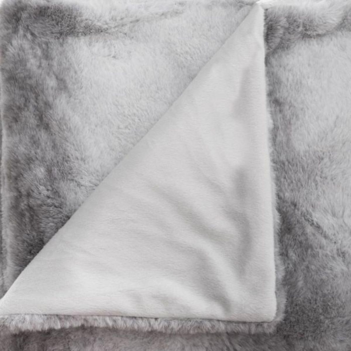 FEERIC LIGHT & CHRISTMAS Plaid Imitation Fourrure  Cocon  130x160cm Gris