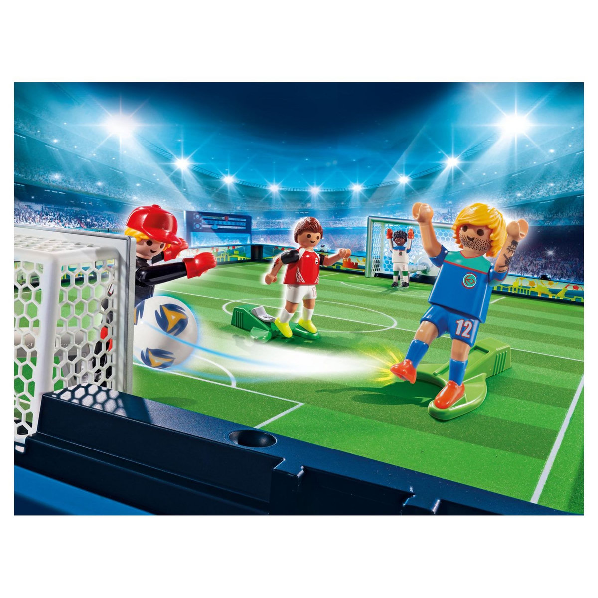 PLAYMOBIL 70244 - Sports et Action - Grand terrain de football transportable