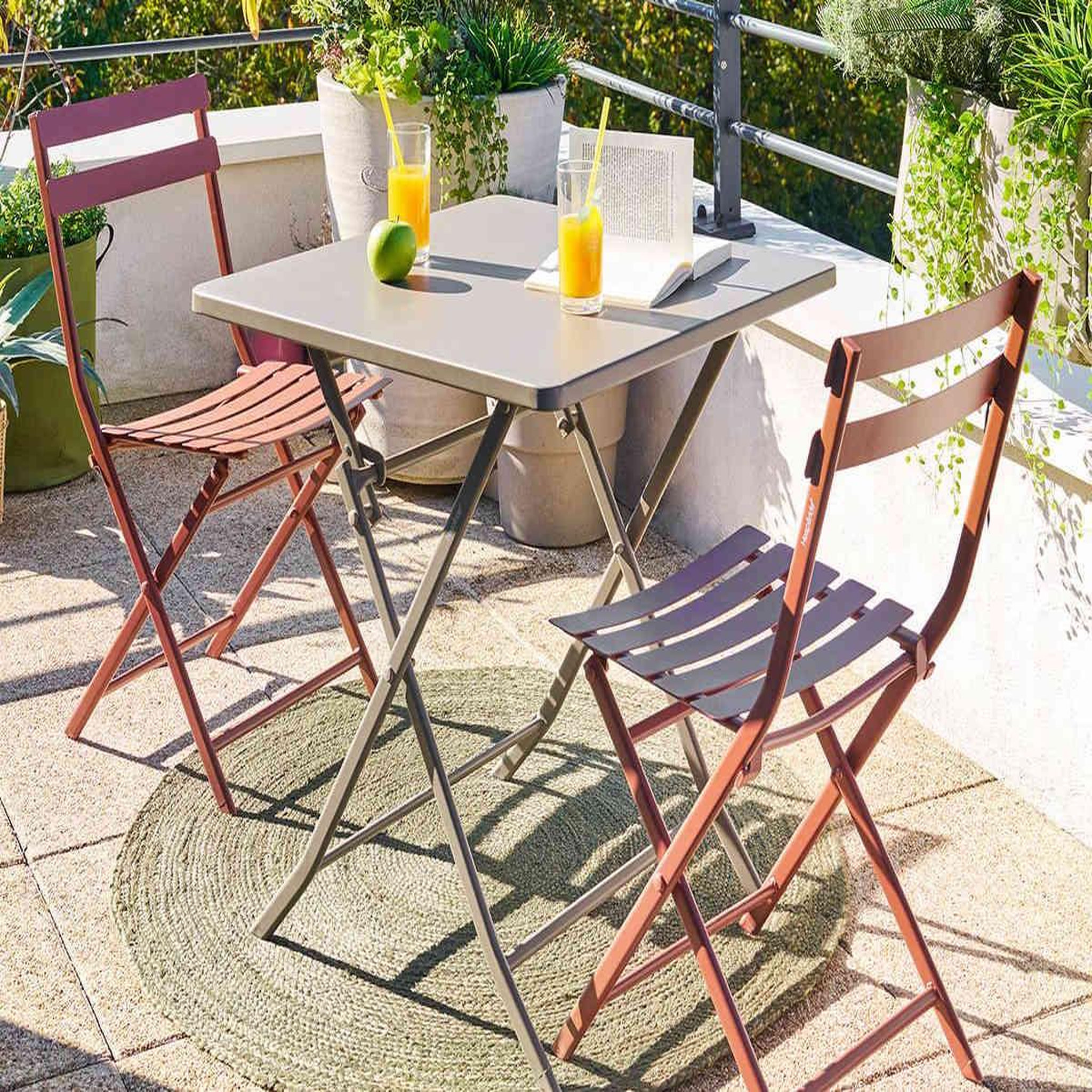 Voir la diapositive 4 : HESPERIDE Table de jardin carrée Greensboro 70 x 70 cm Café - Hespéride
