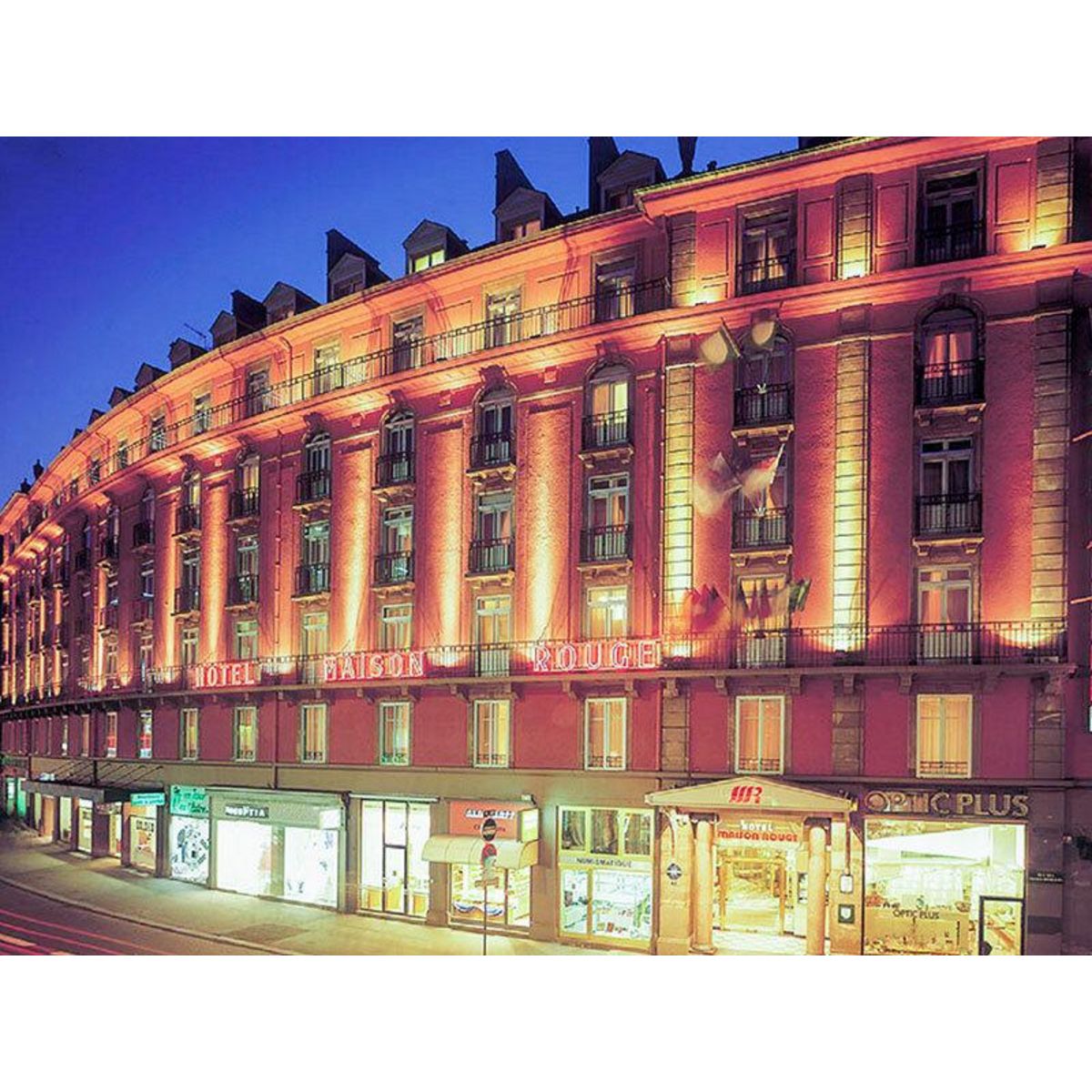 Smartbox Escapade raffinée à Strasbourg : 2 jours en hôtel 5* avec dîner en amoureux - Coffret Cadeau Séjour