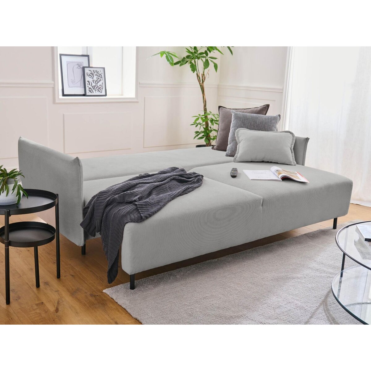 LISA DESIGN Valentina - canapé 3 places convertible - avec coffre - en velours côtelé - style contemporain