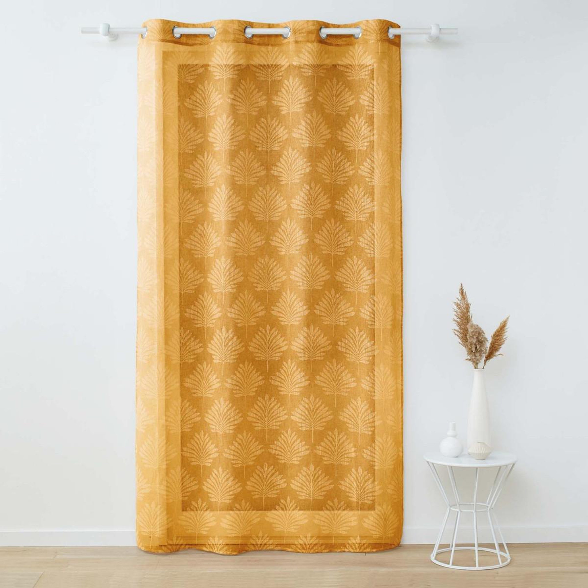 Voir la diapositive 5 : Douceur d'Intérieur Rideau voilage à œillets  levita  140x240cm ocre