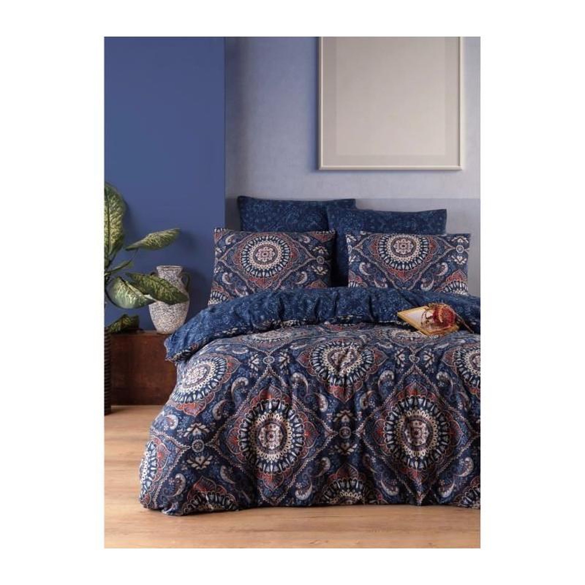 GENERIQUE Parure de lit - 1 housse de couette 220 x 240 cm + 2 taies d'oreiller 60 x 60 cm - 65% coton, 35% polyester - Bleu