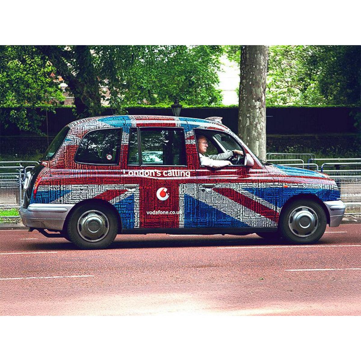 Smartbox City trip à Londres : 6 jours en hôtel 3* avec visites des lieux incontournables - Coffret Cadeau Séjour