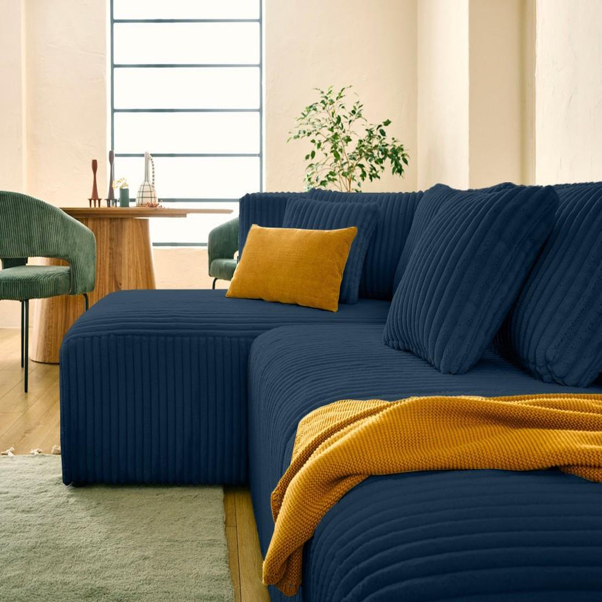 Voir la diapositive 2 : LISA DESIGN Victoire - canapé modulable d'angle gauche 4 places en velours côtelé grosses côtes