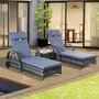 Voir la diapositive 2 : OUTSUNNY Lot de 2 bains de soleil inclinables tout confort avec table d'appoint résine tressée gris