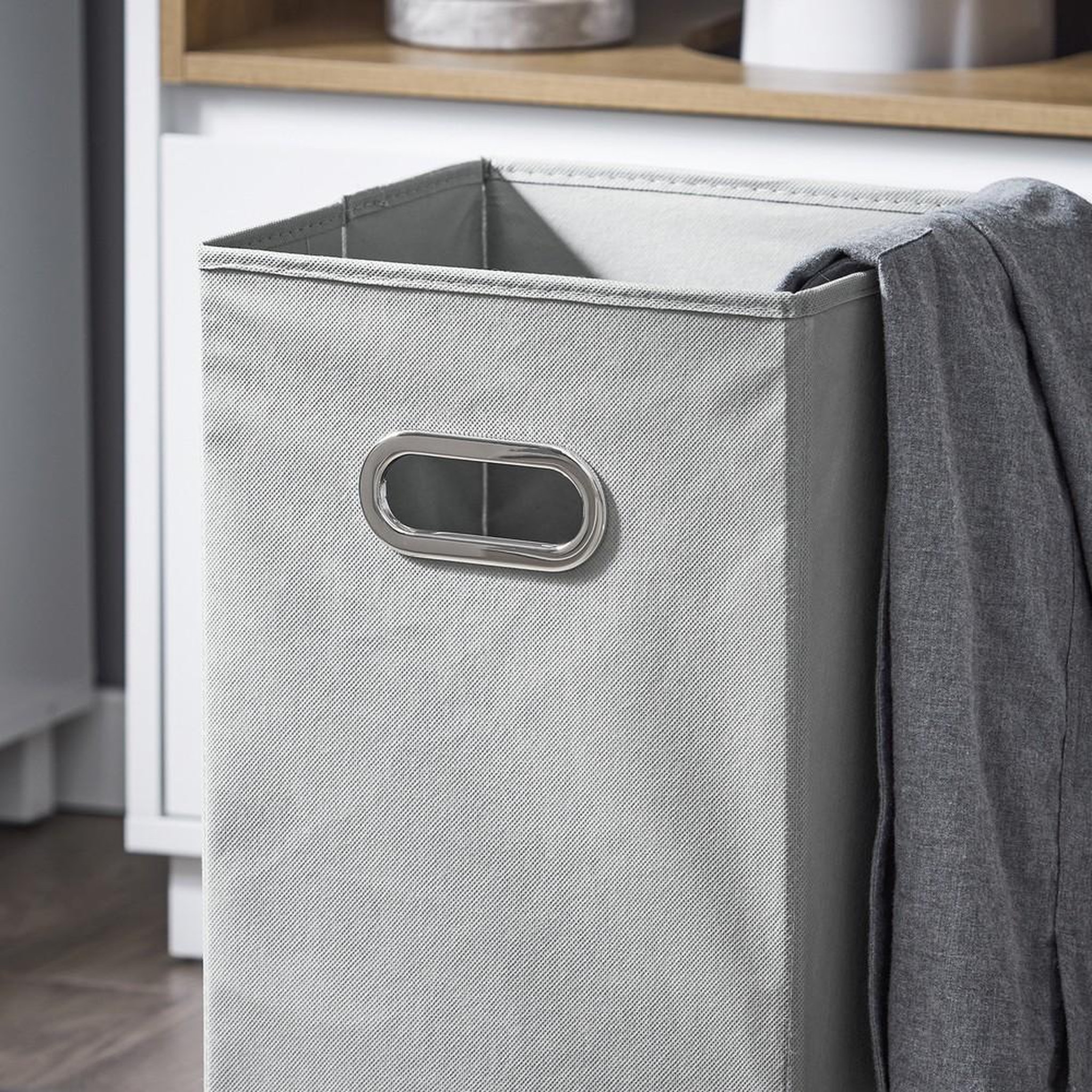Voir la diapositive 5 : SOBUY SoBuy - Colonne De Salle De Bain à une porte - Moderne - BZR146