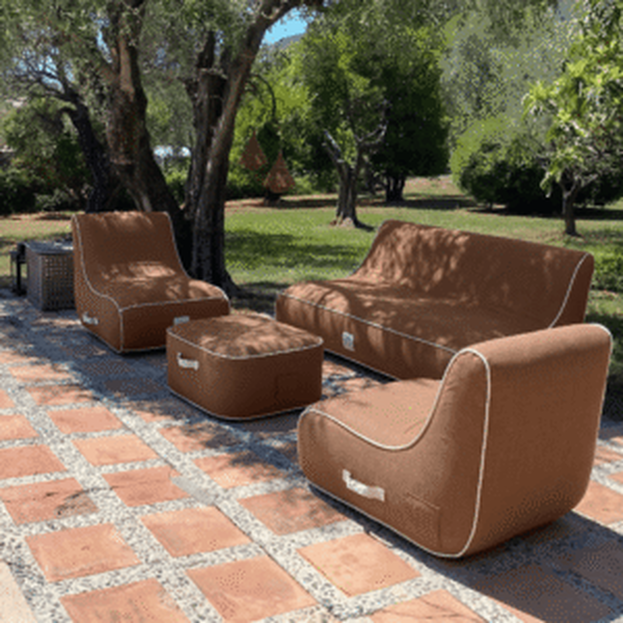 Voir la diapositive 6 : COCO LOUNGE Coco Lounge Salon de jardin gonflable - Plusieurs coloris disponibles