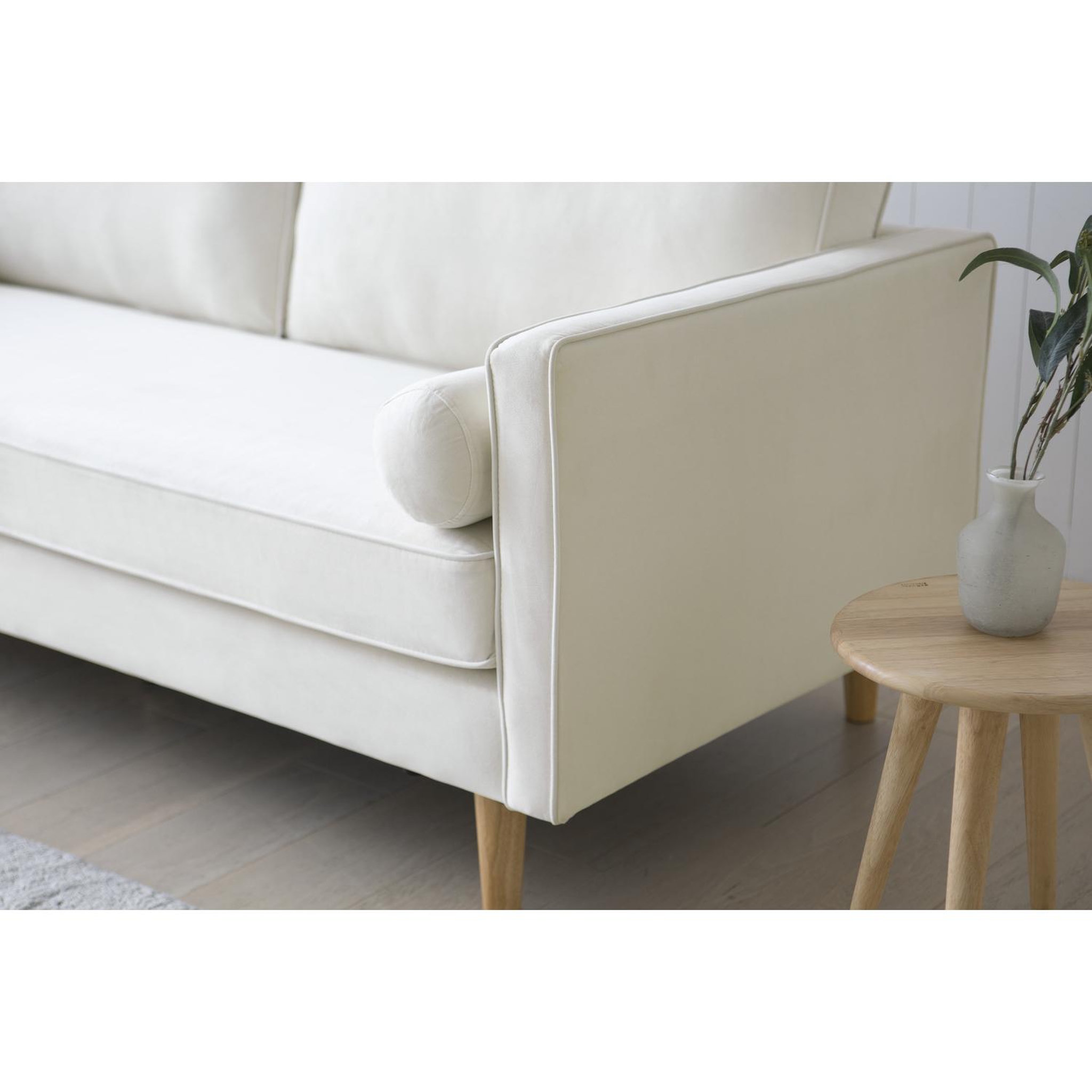Voir la diapositive 6 : CONCEPT USINE Canapé 3 places design en velours beige STAN