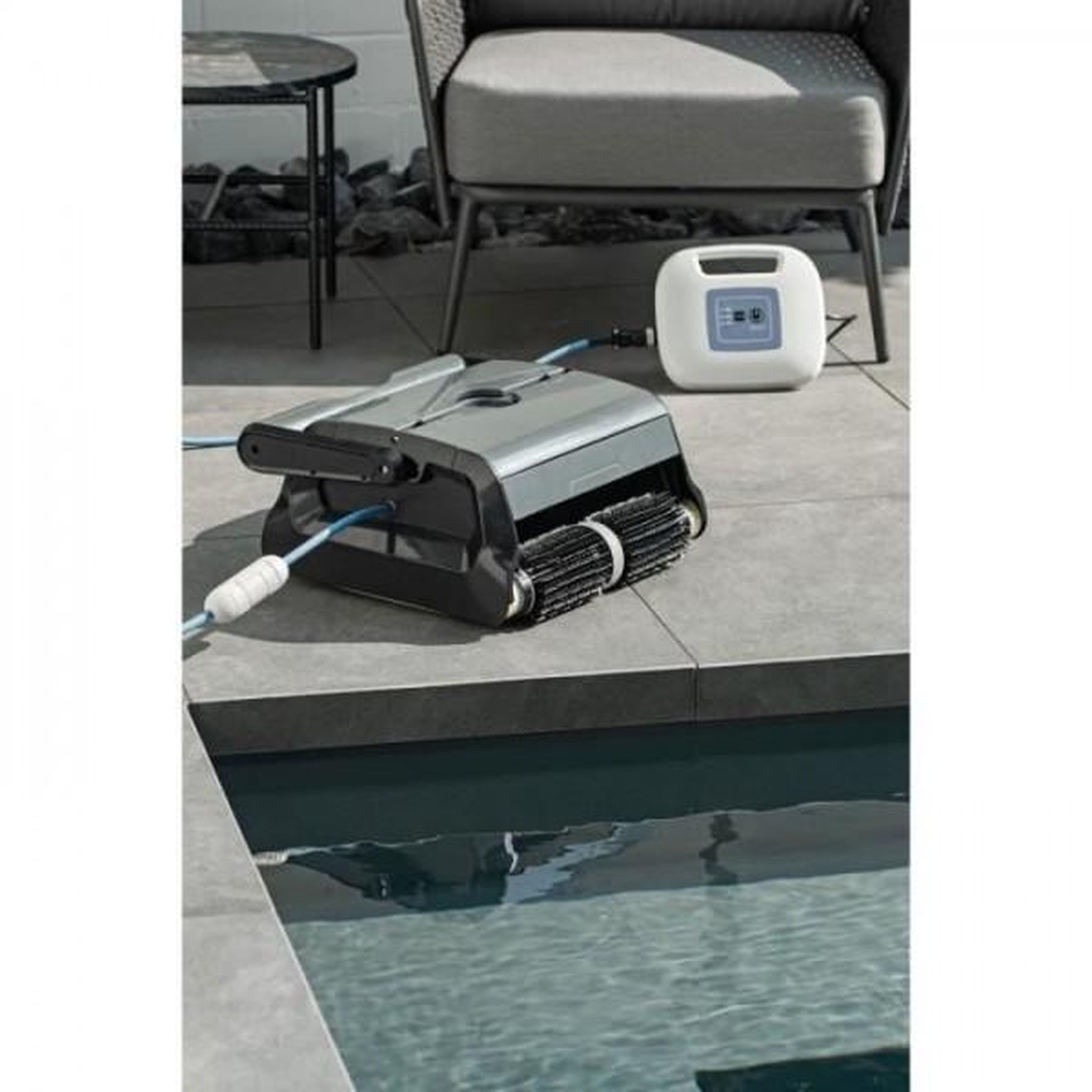 Voir la diapositive 3 : Ubbink Robot nettoyeur de piscine UBBINK - Robotclean 3 plus - nettoyage fond, paroi et ligne d'eau pour toutes piscines