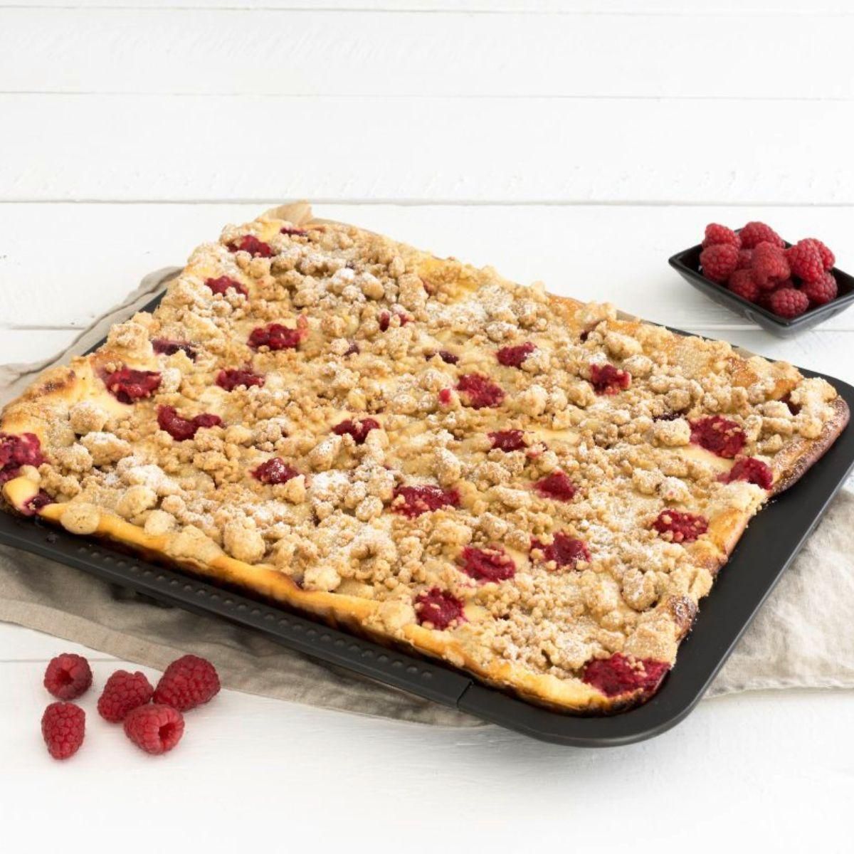 ZENKER Plaque de four extensible de 35-52 x 32 cm et 7 emporte-pièces de Noël en inox Zenker Noël