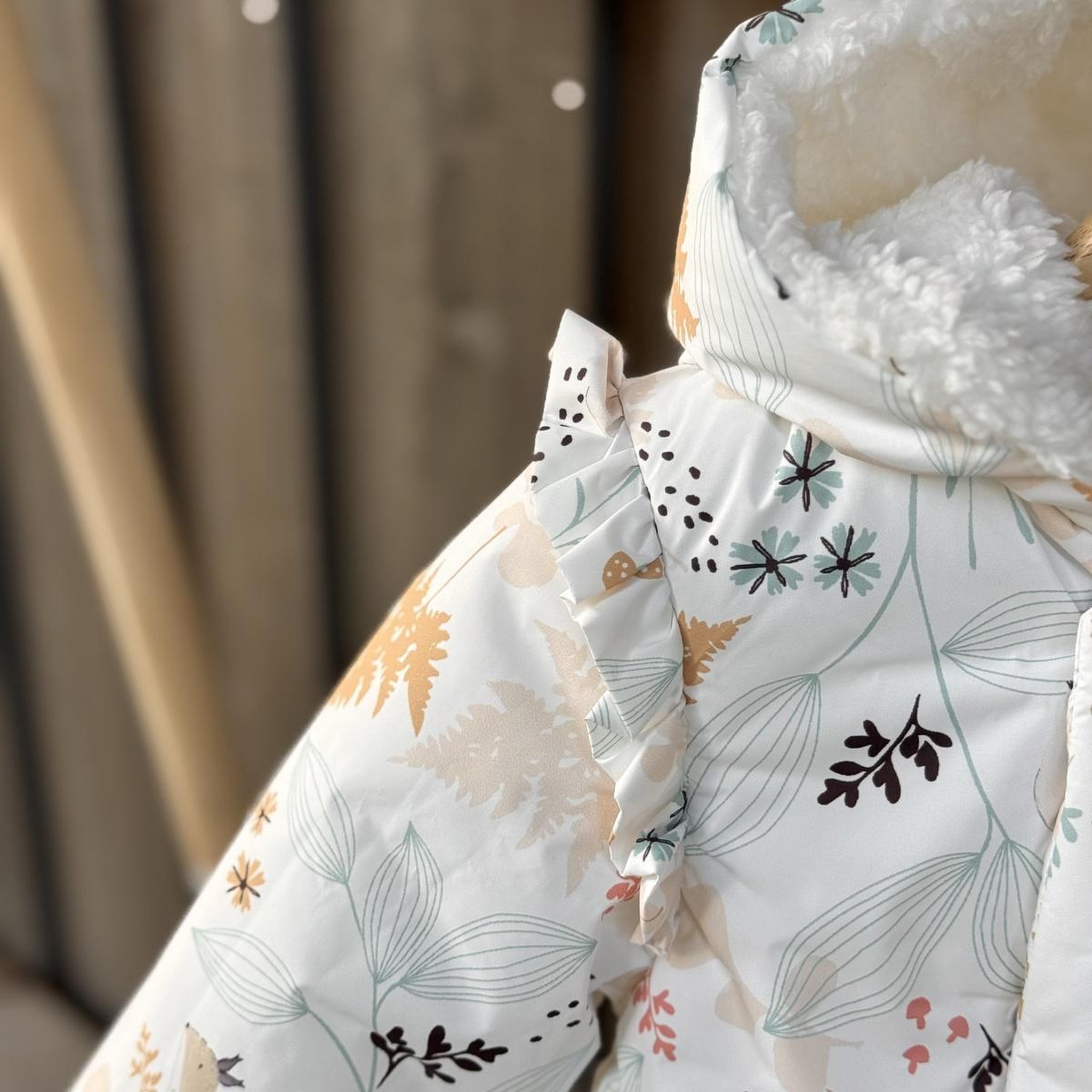 Voir la diapositive 6 : Petit Béguin Doudoune bébé imperméable doublée sherpa avec capuche Bloom