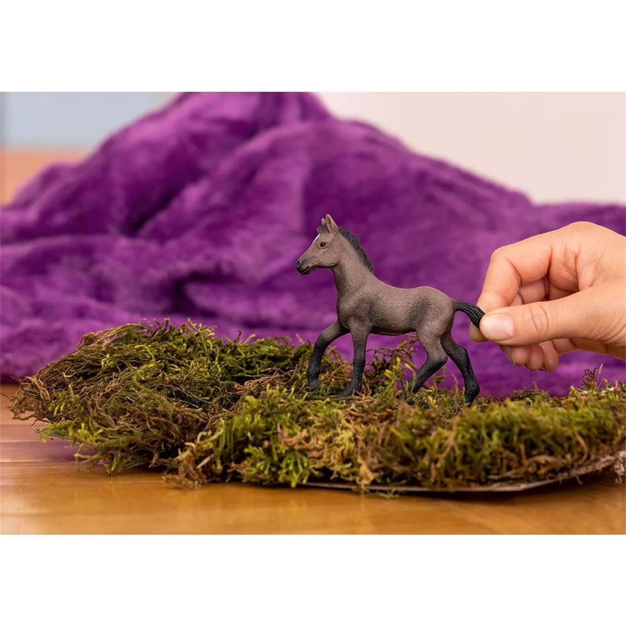 Voir la diapositive 2 : Schleich Horse Club Poulain Paso Péruvien