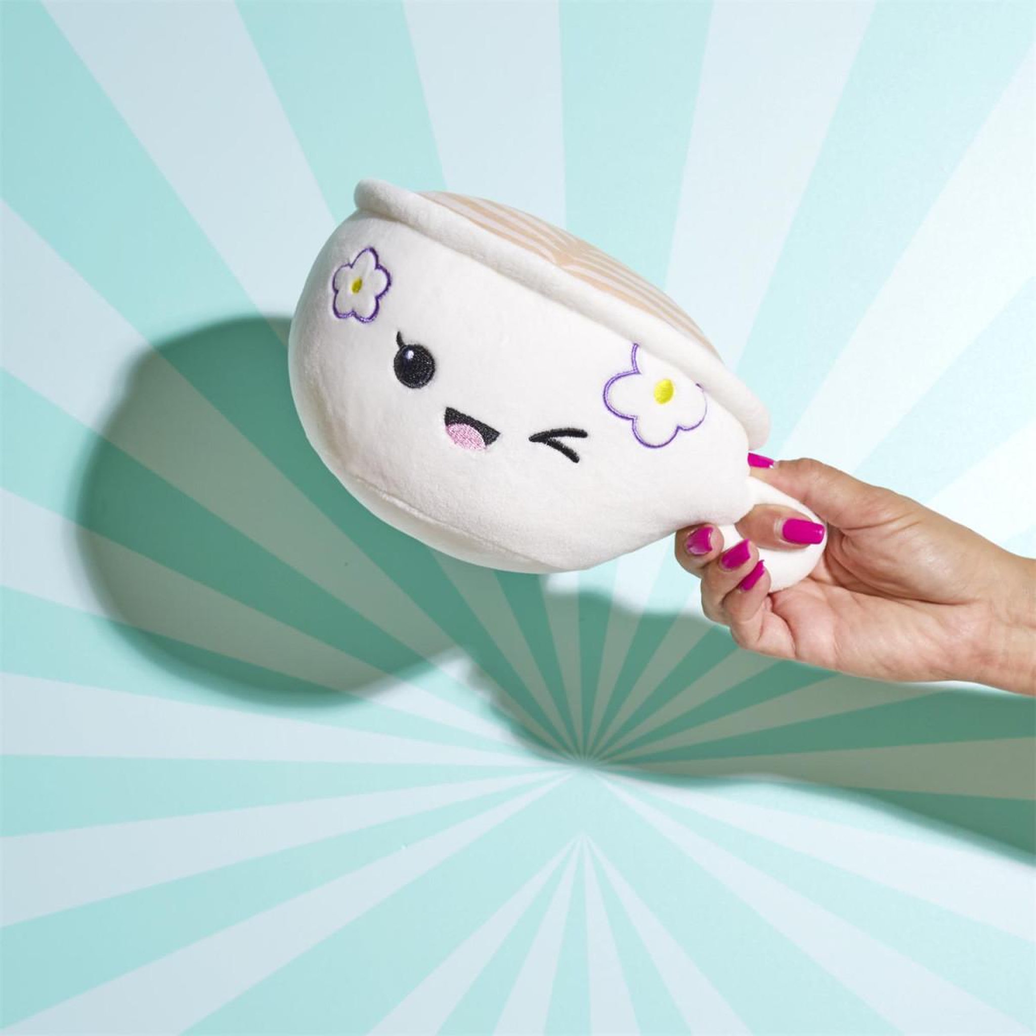 Voir la diapositive 6 : The concept Factory Peluche enfant tasse à café  kawaii  18cm blanc