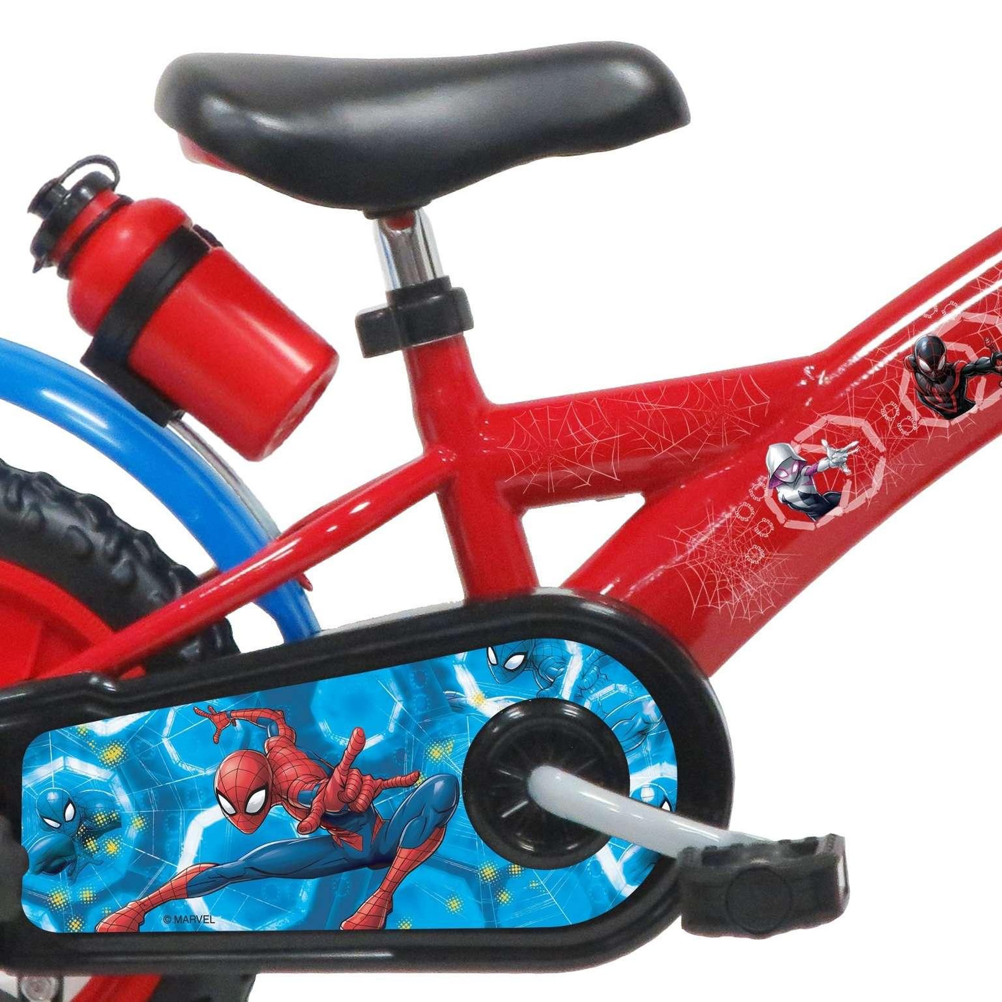 Voir la diapositive 3 : Marvel Vélo enfant 12'' - Modèle Spiderman pour enfant de 85 à 100 cm avec stabilisateurs à molettes - Plaque décorative avant - Porte bidon - 1 frein et roues bâtons