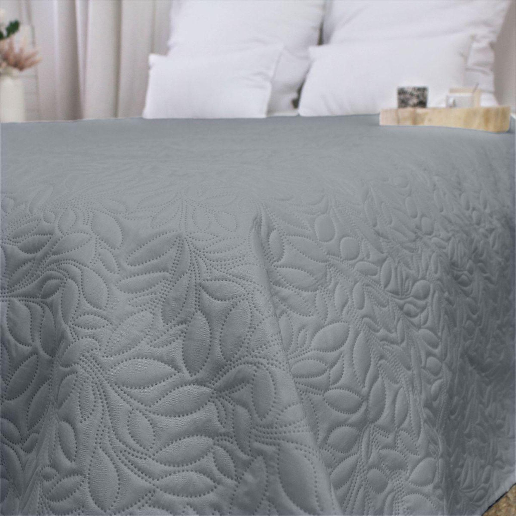 Voir la diapositive 2 : ENJOY HOME Couvre-lit en microfibre  rosa  220x240cm gris