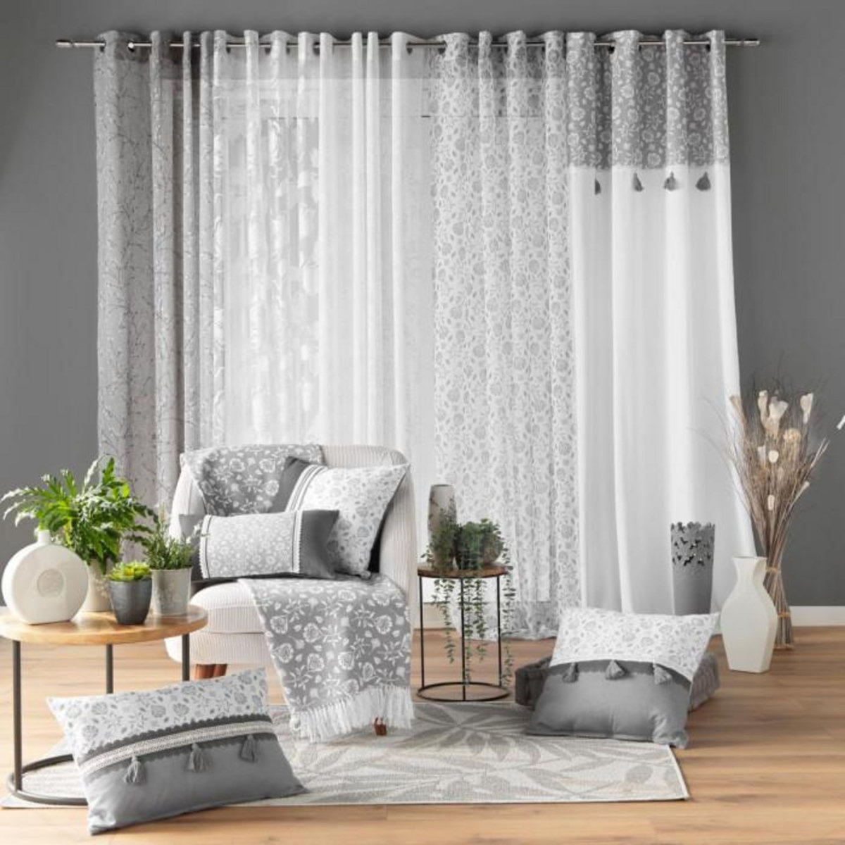 Paris Prix Coussin Déco Imprimé  Flavie  50x50cm Gris