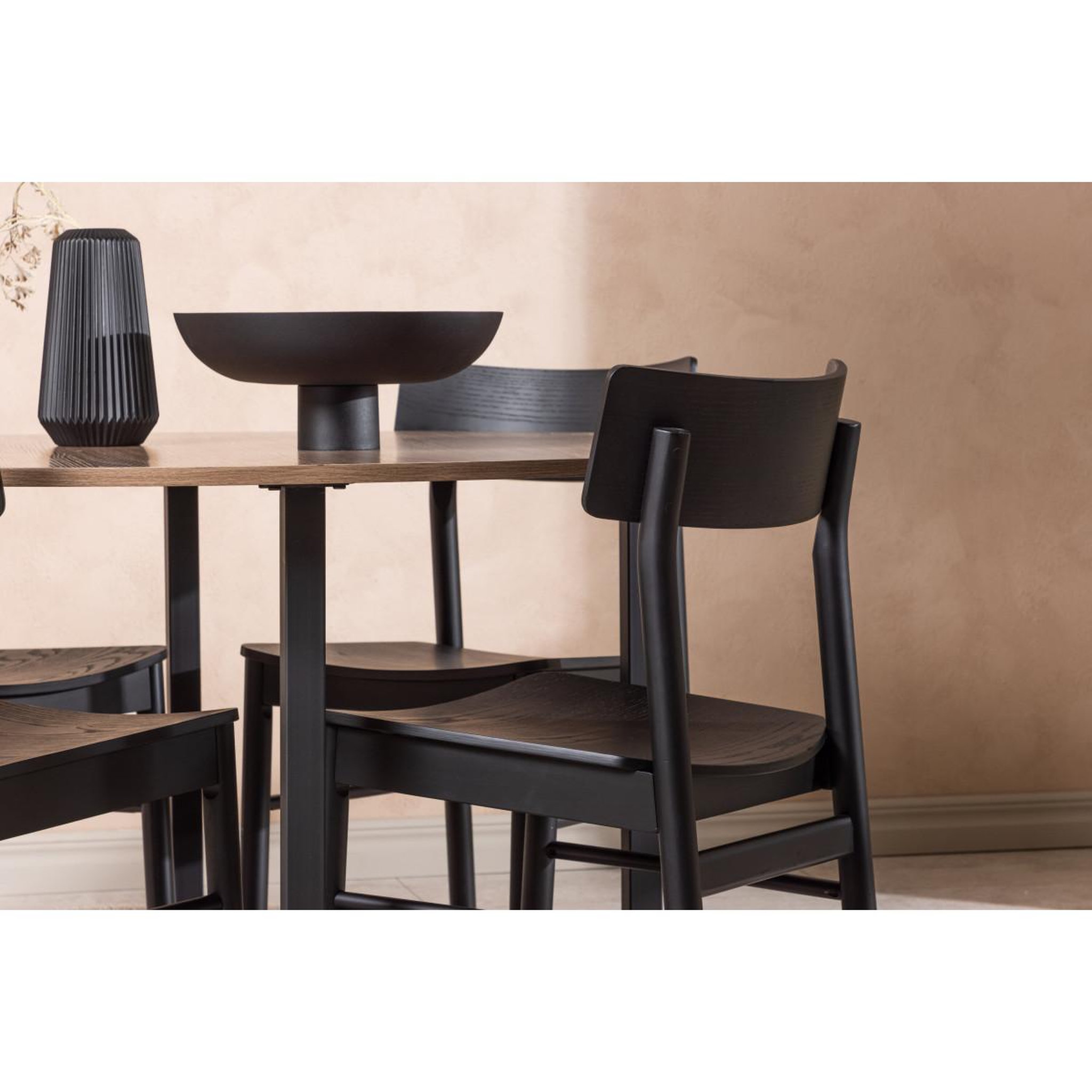 Voir la diapositive 4 : Paris Prix Ensemble table à manger & 4 chaises  durango & montros  120cm noyer & noir