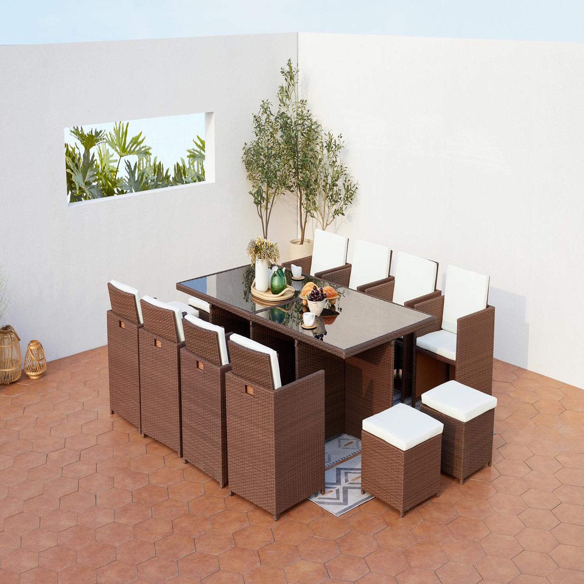 Voir la diapositive 2 : CONCEPT USINE Table et chaises 12 places encastrables résine marron-blanc monaco