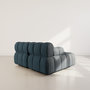 Voir la diapositive 5 : LISA DESIGN Ruby - canapé droit 4 places avec double méridienne - assise profonde - en velours texturé