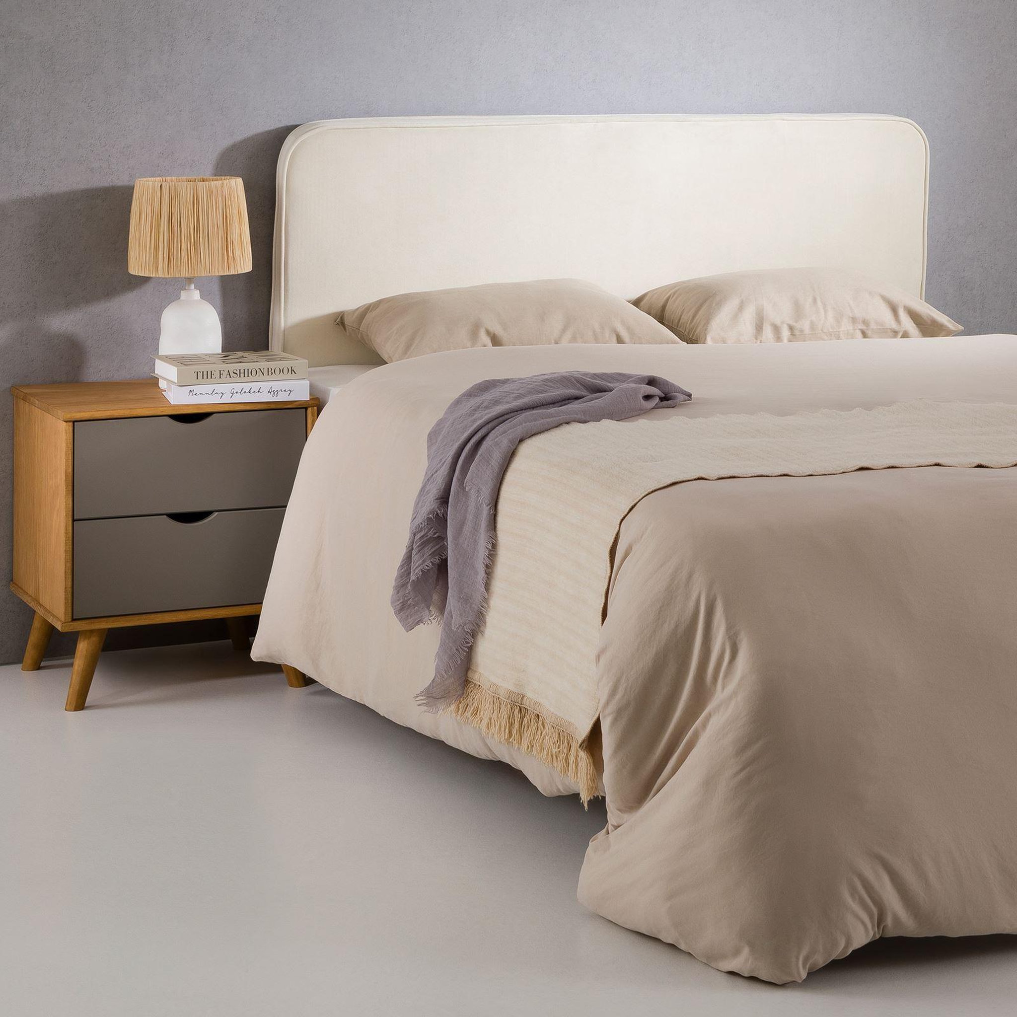 Voir la diapositive 2 : IDIMEX Tête de lit NOVARE 160 avec fixation murale, en tissu