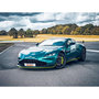 Voir la diapositive 3 : Smartbox Stage de pilotage : 2 tours en Aston Martin Vantage F1 sur circuit - Coffret Cadeau Sport & Aventure